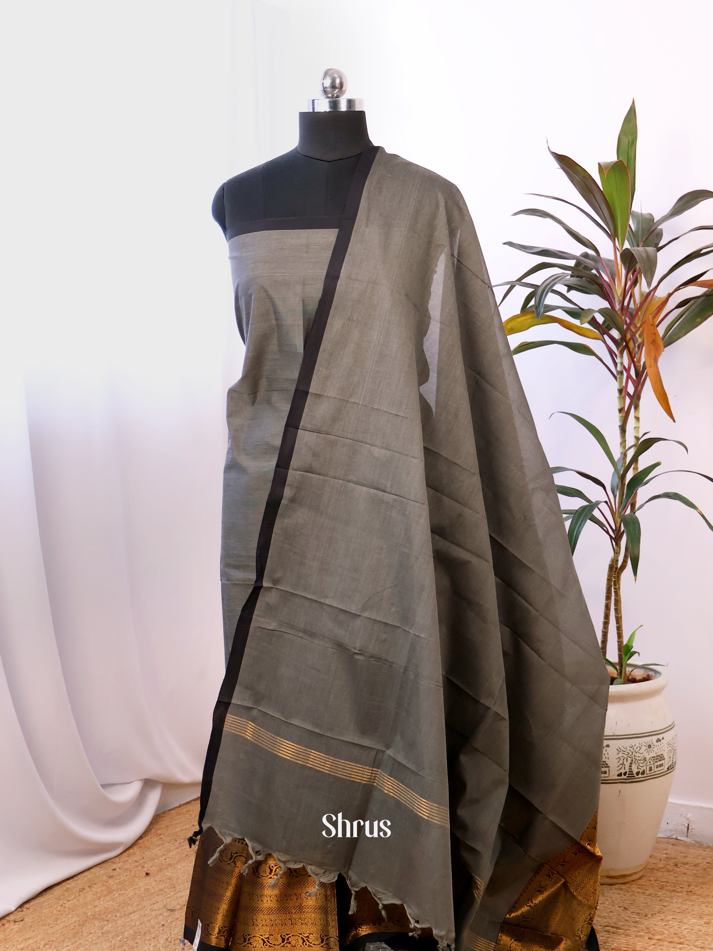 Grey & Black - chettinad top & dupatta combo