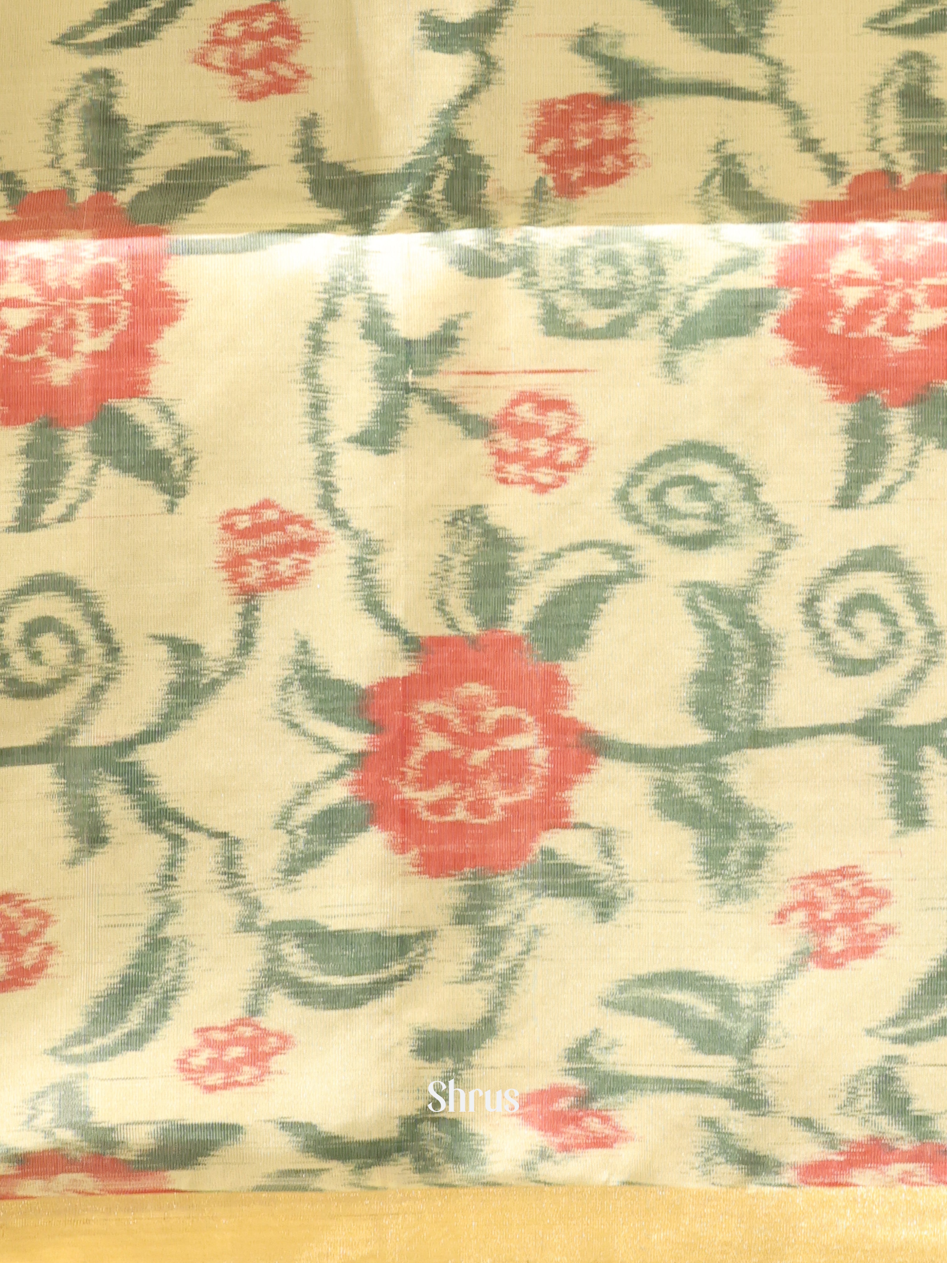 CJS16122 - Soft Silk Saree - Shop on Shrus.com