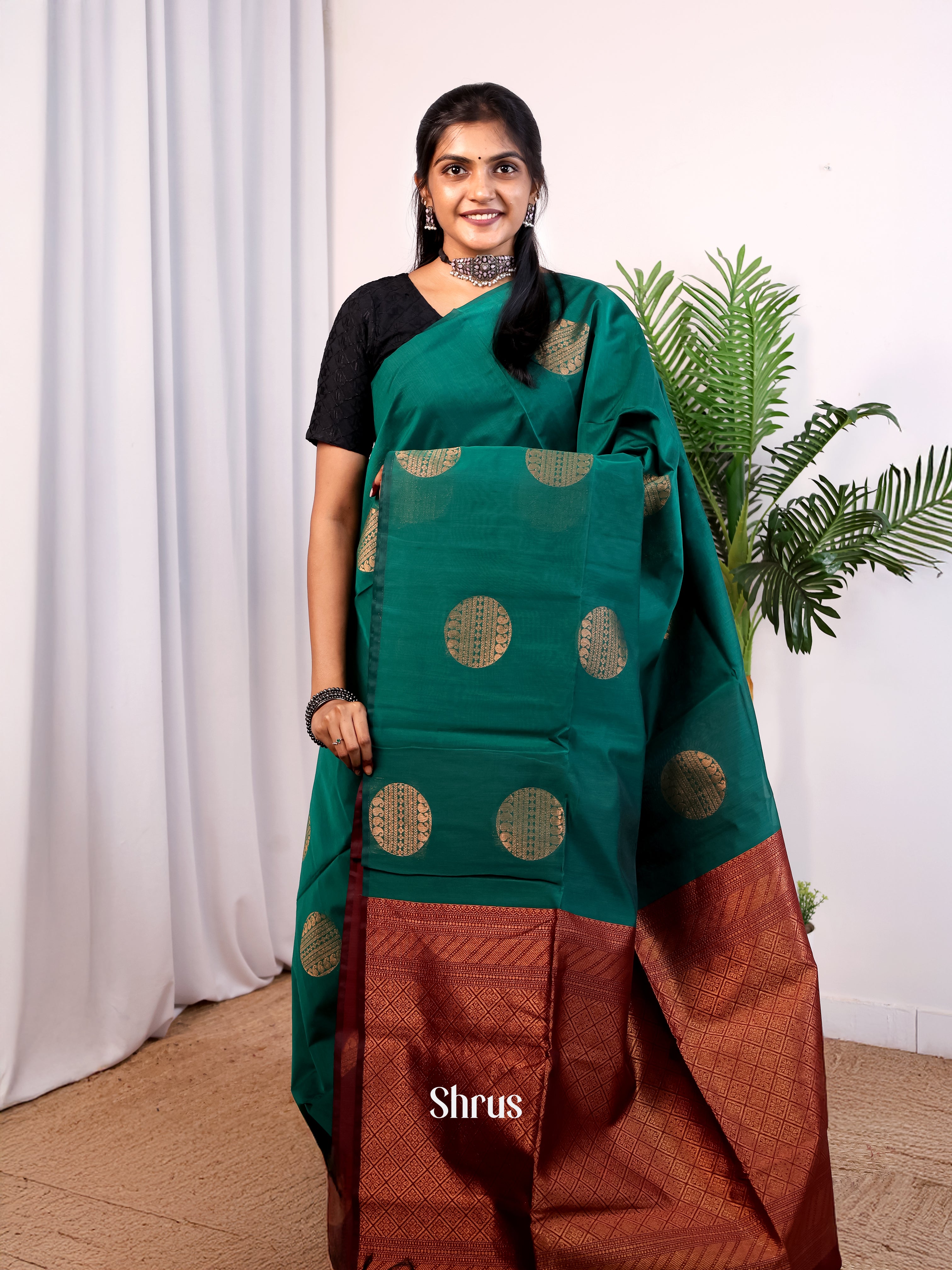 Green & Maroon - Semi Silkcotton Saree