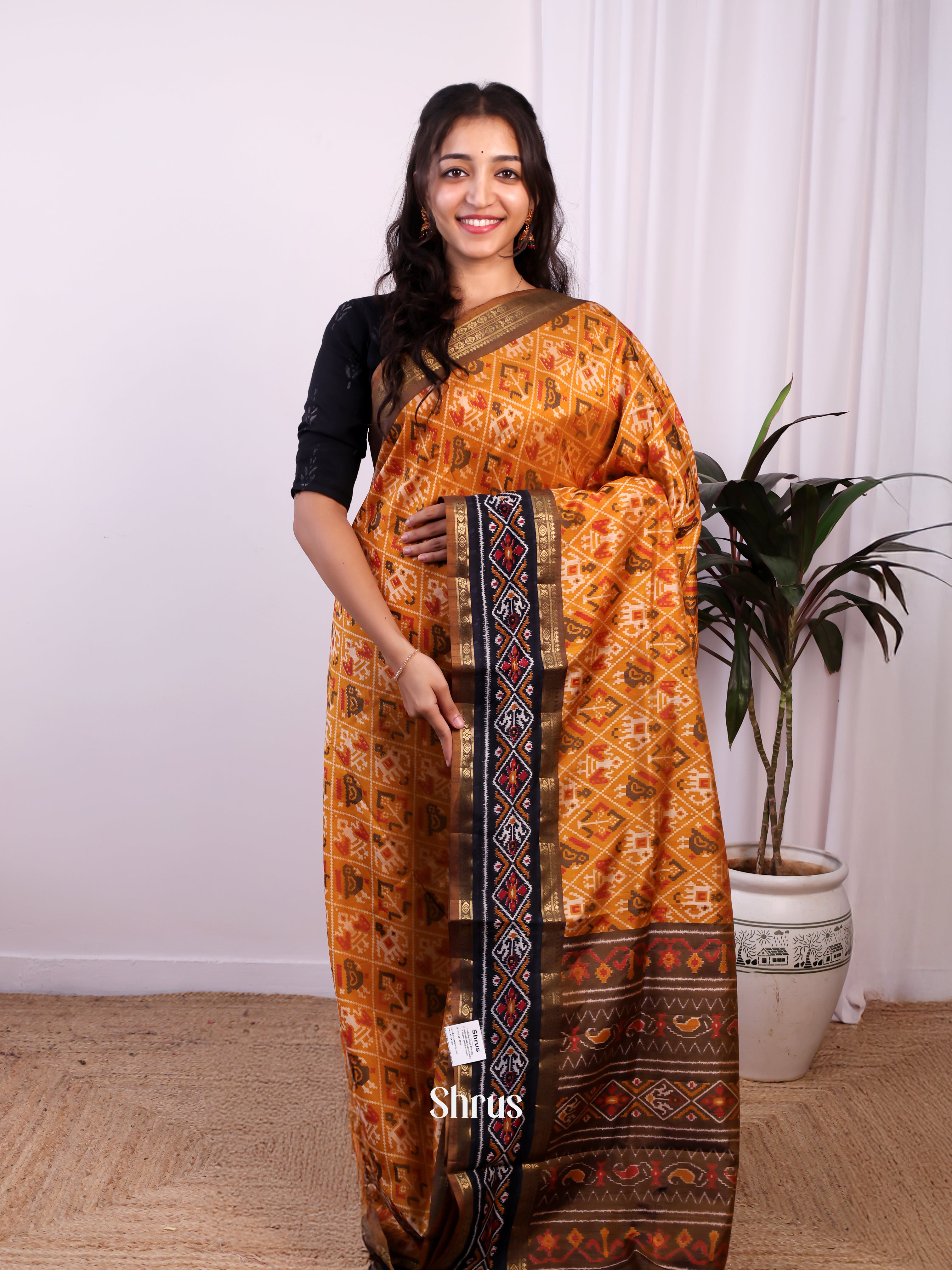 CJS17318 - Semi Patola Saree - Shop on Shrus.com