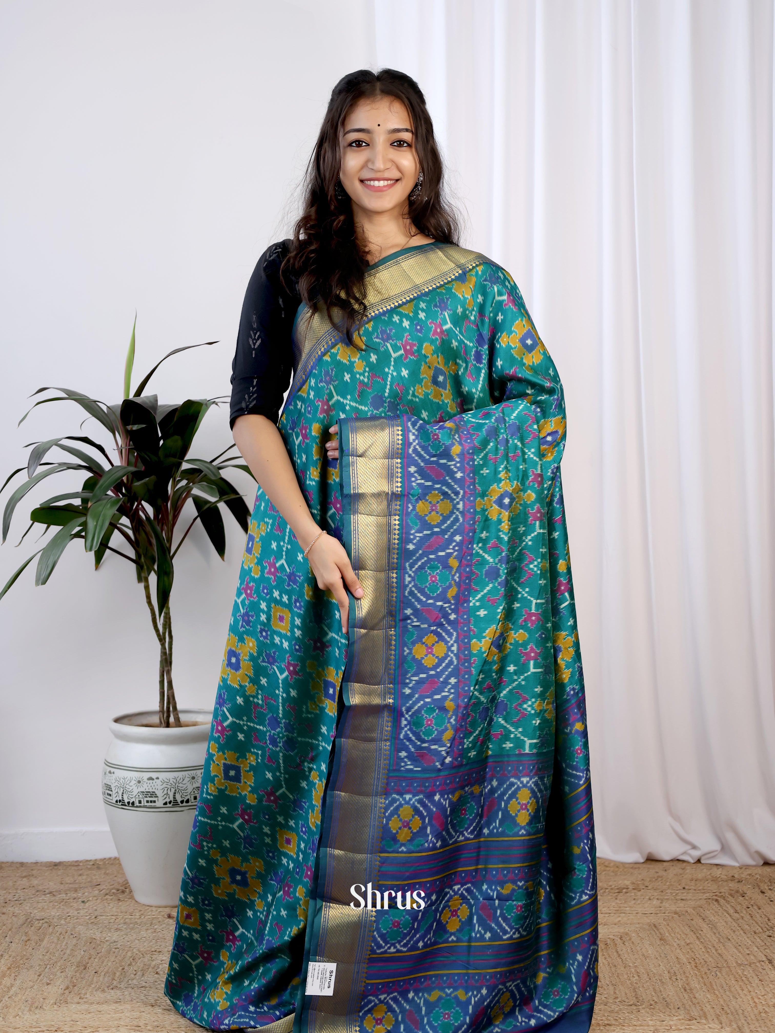 CJS17404 - Semi Patola Saree - Shop on Shrus.com