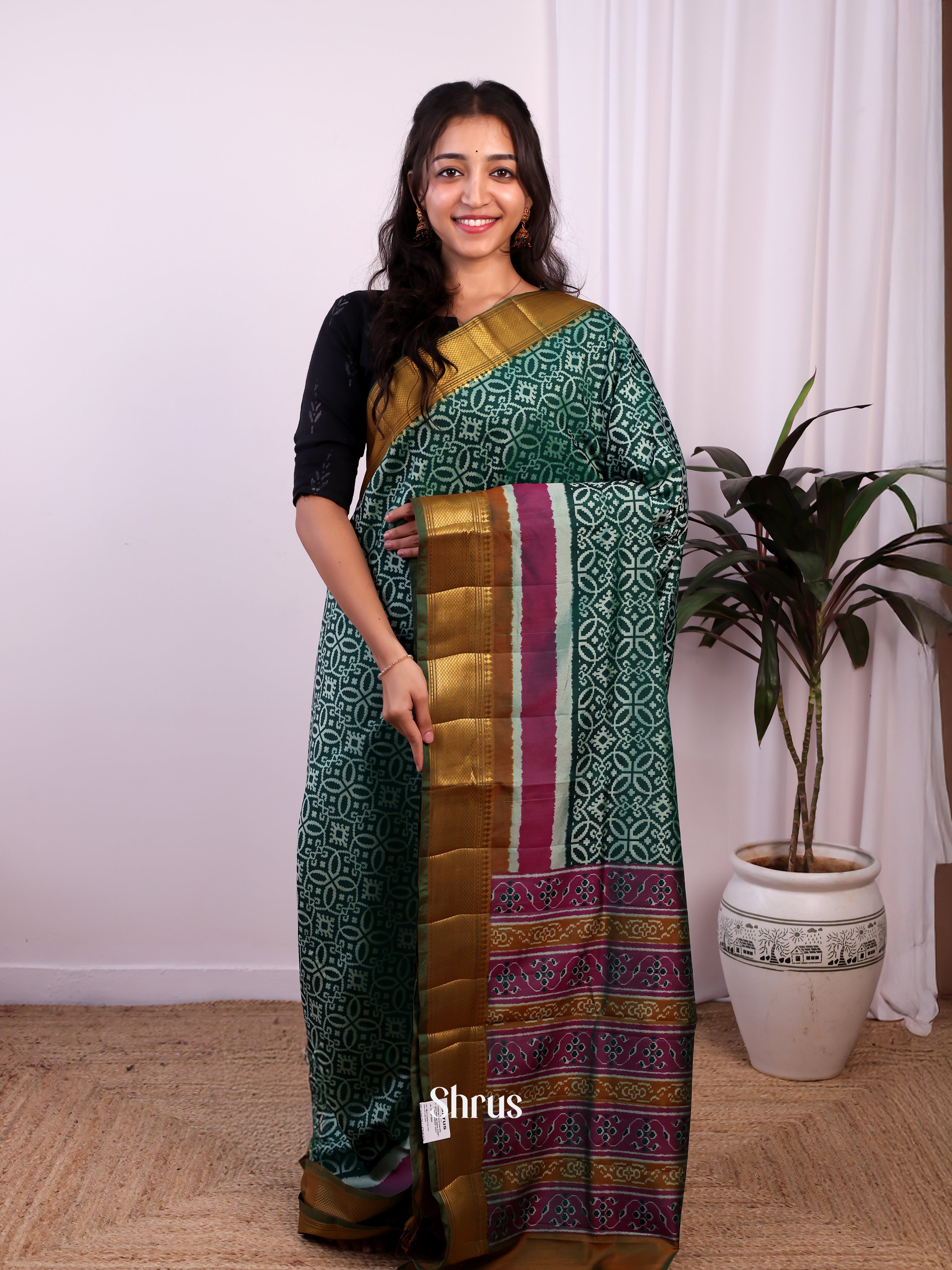 CJS17419 - Semi Patola Saree - Shop on Shrus.com