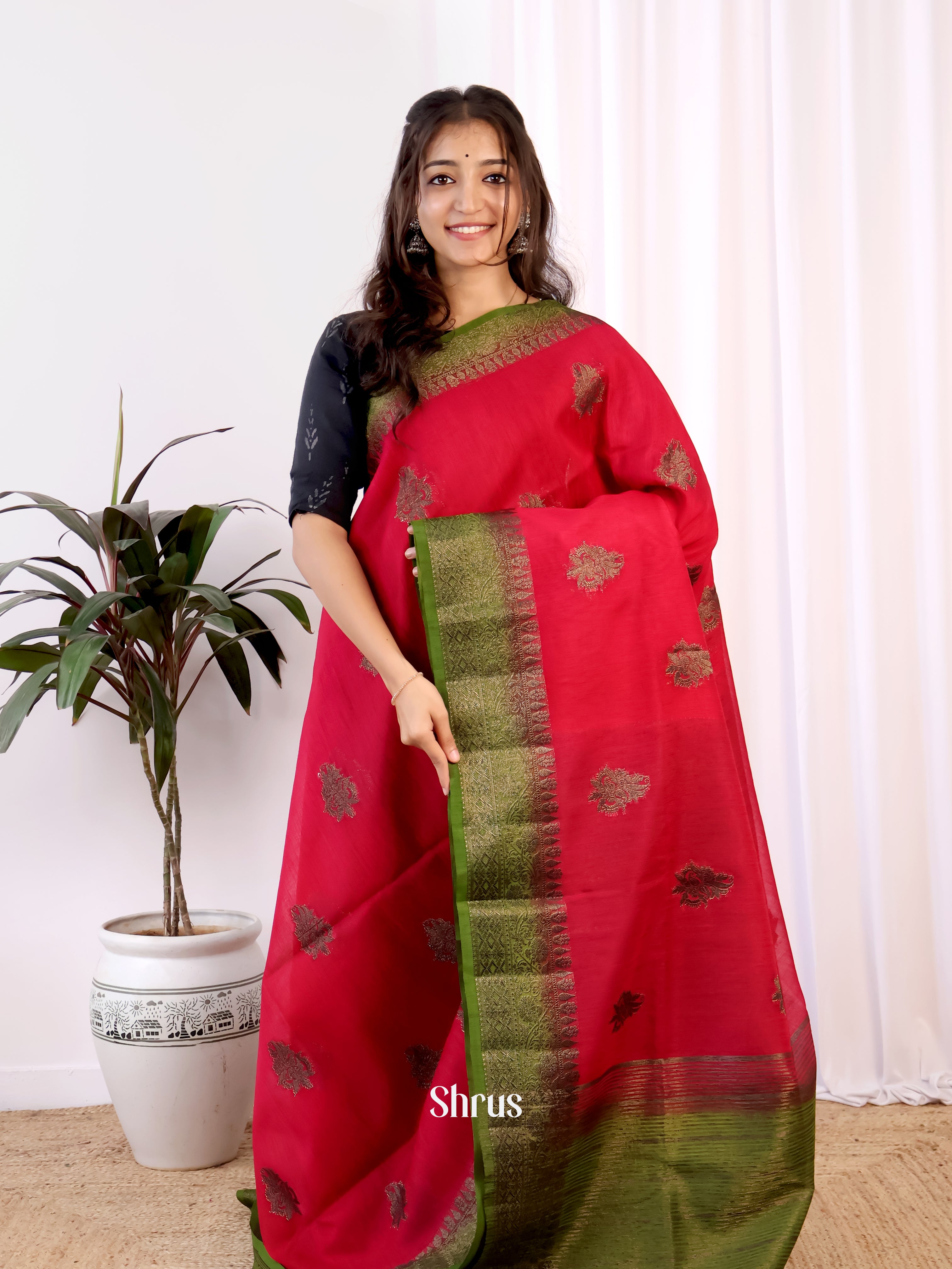 Red & Green - Semi Jute Saree - Shop on Shrus.com