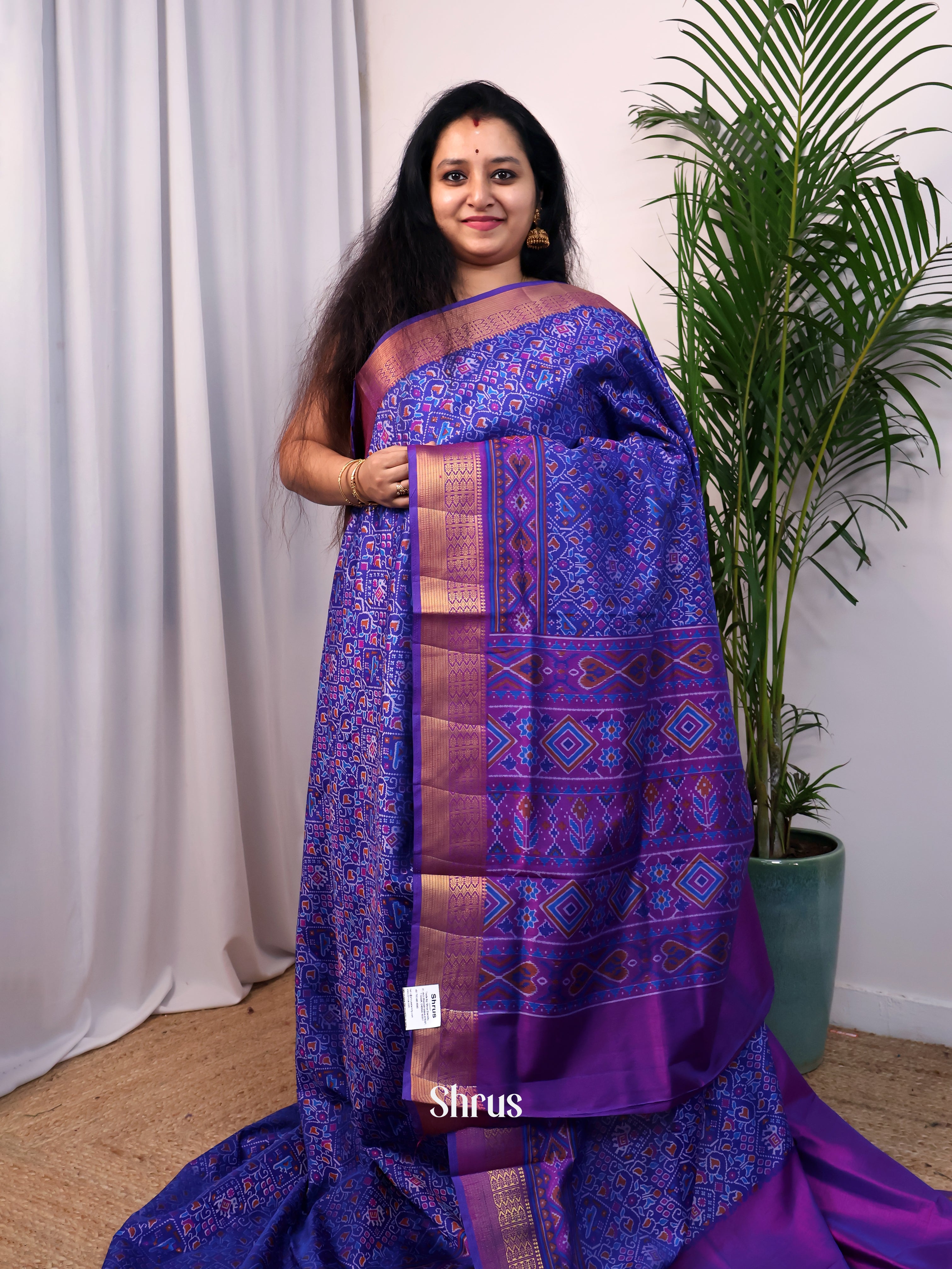 CJS23063 - Semi Patola Saree - Shop on Shrus.com