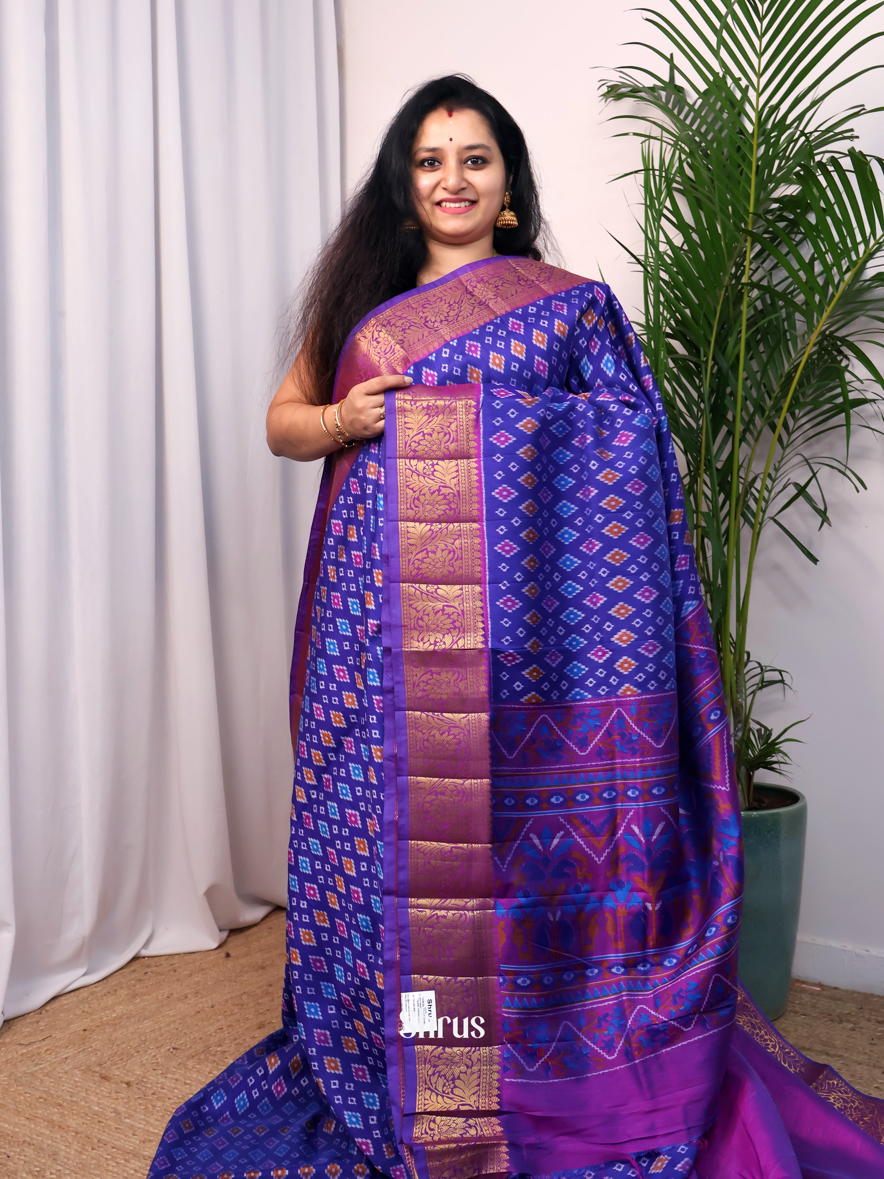 CJS23234 - Semi Patola Saree - Shop on Shrus.com