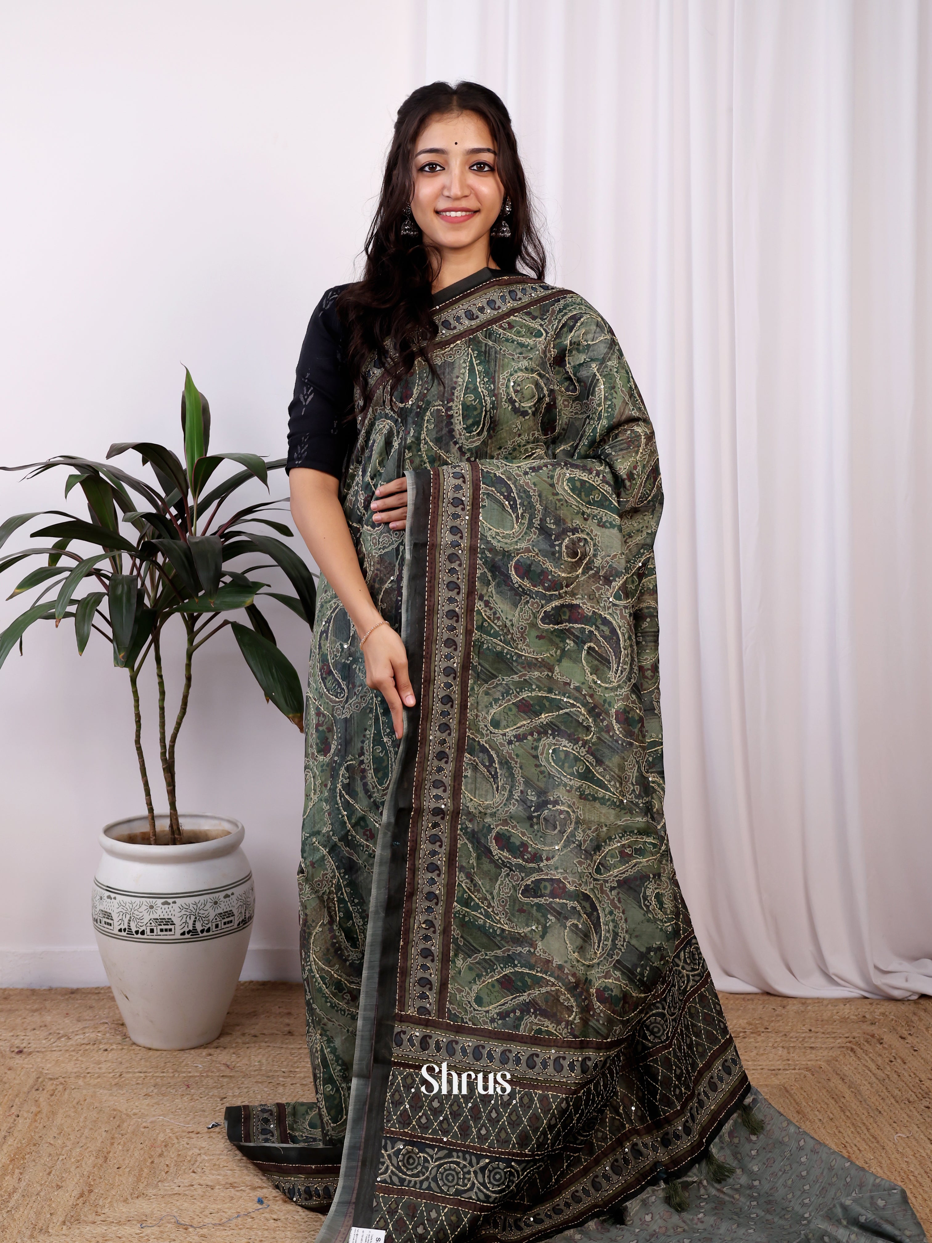 Green & Brown - Semi Kantha Saree