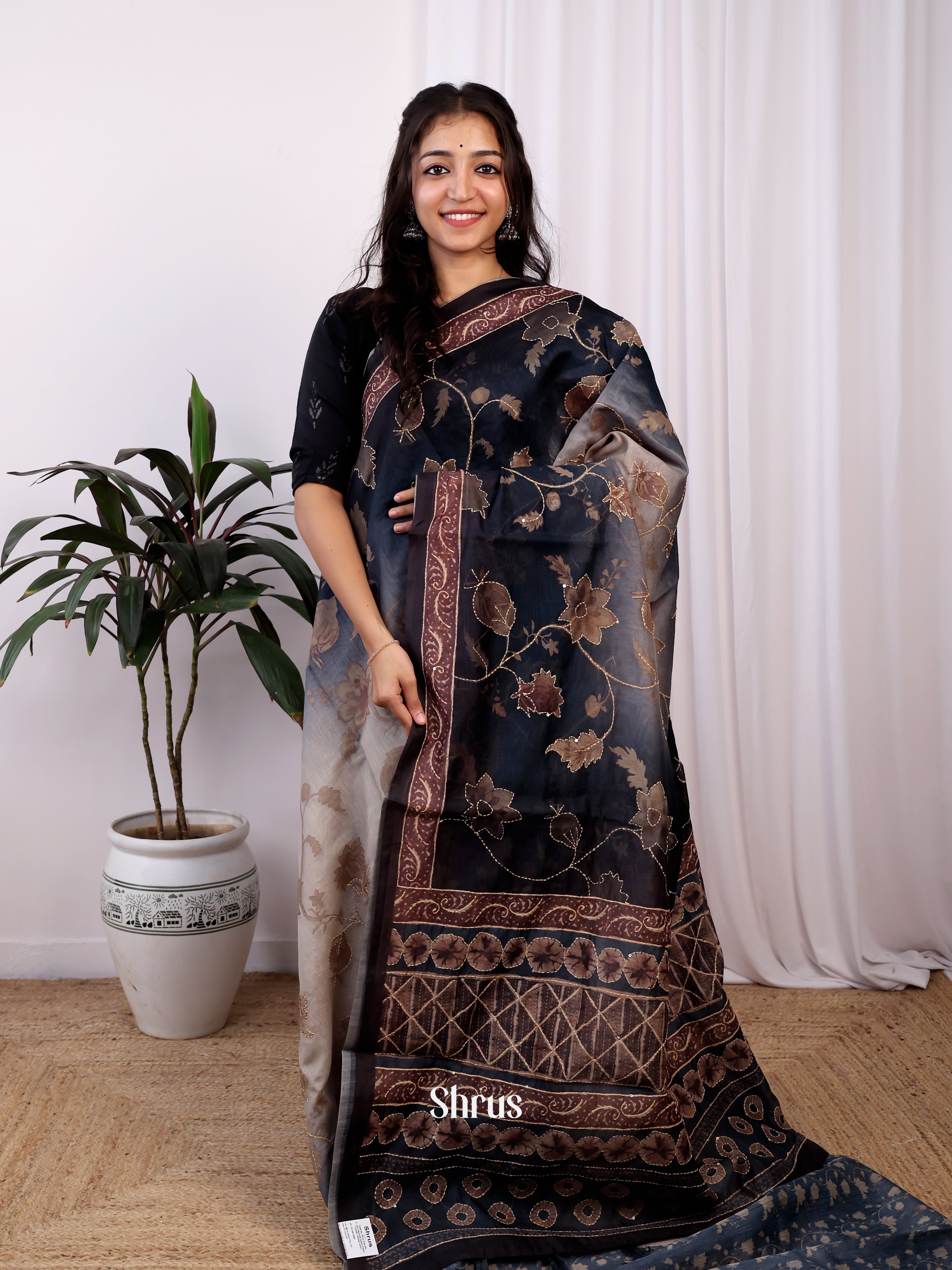 Grey & Blue - Semi Kantha Saree - Shop on Shrus.com