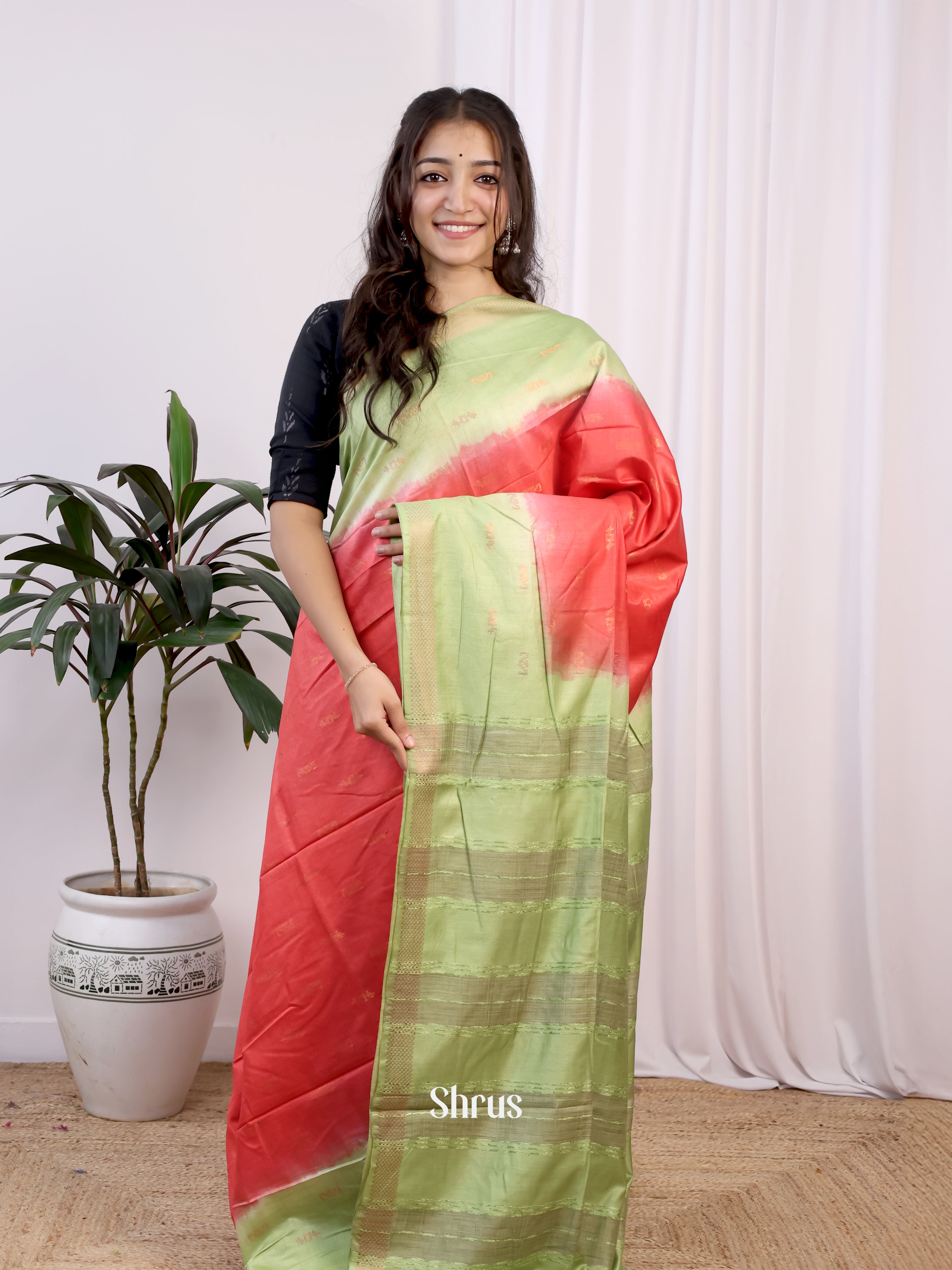 Red & Green- Semi Tussar Saree