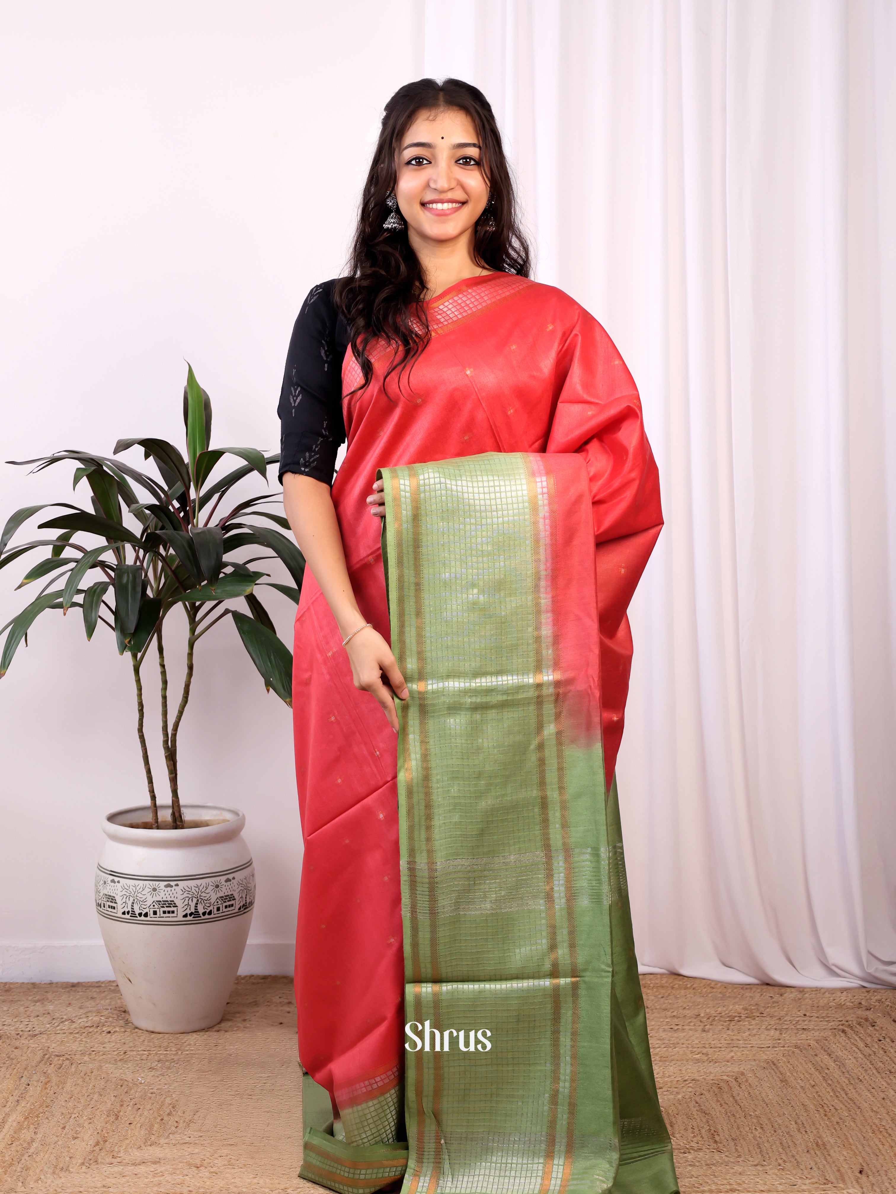 Red & Green- Semi Tussar Saree