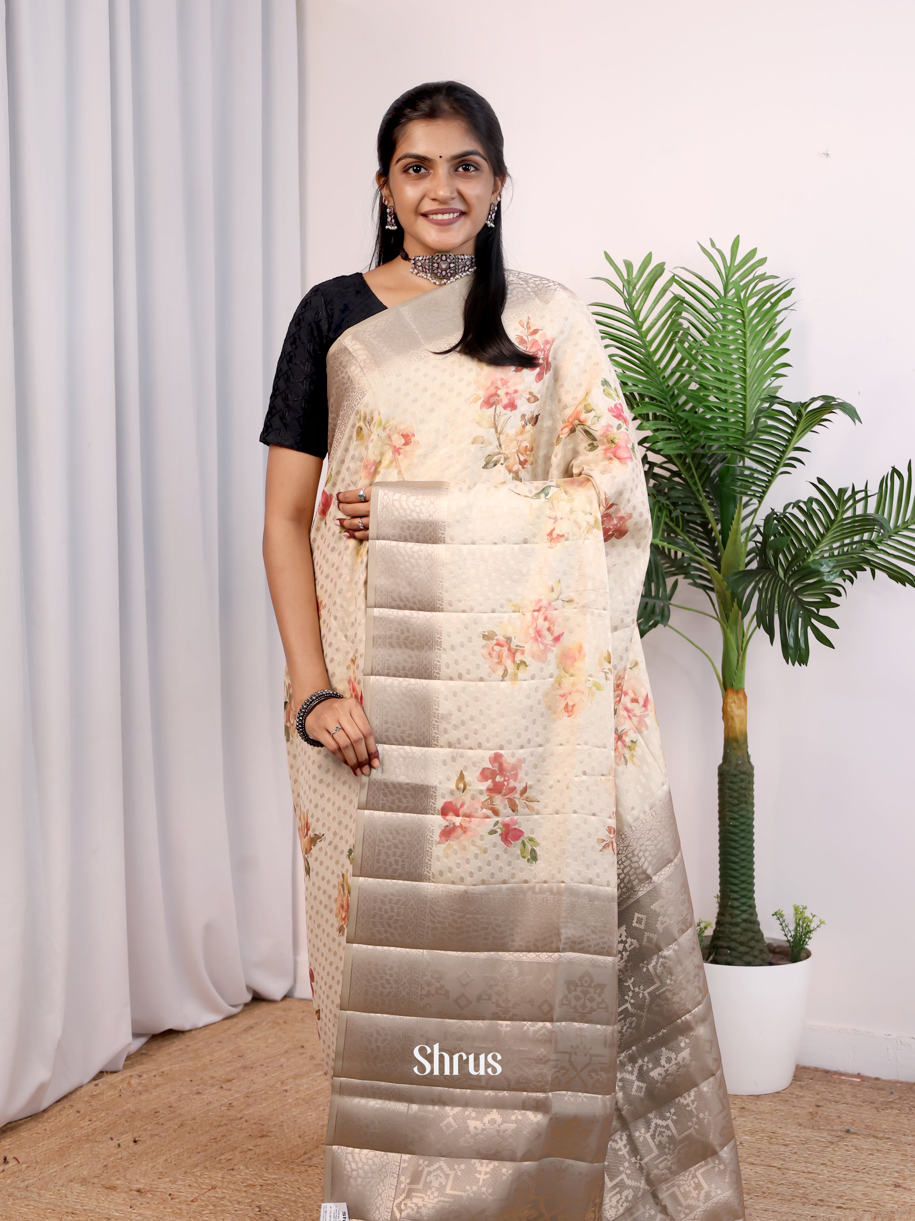 Cream & Grey - Printed chanderi Saree