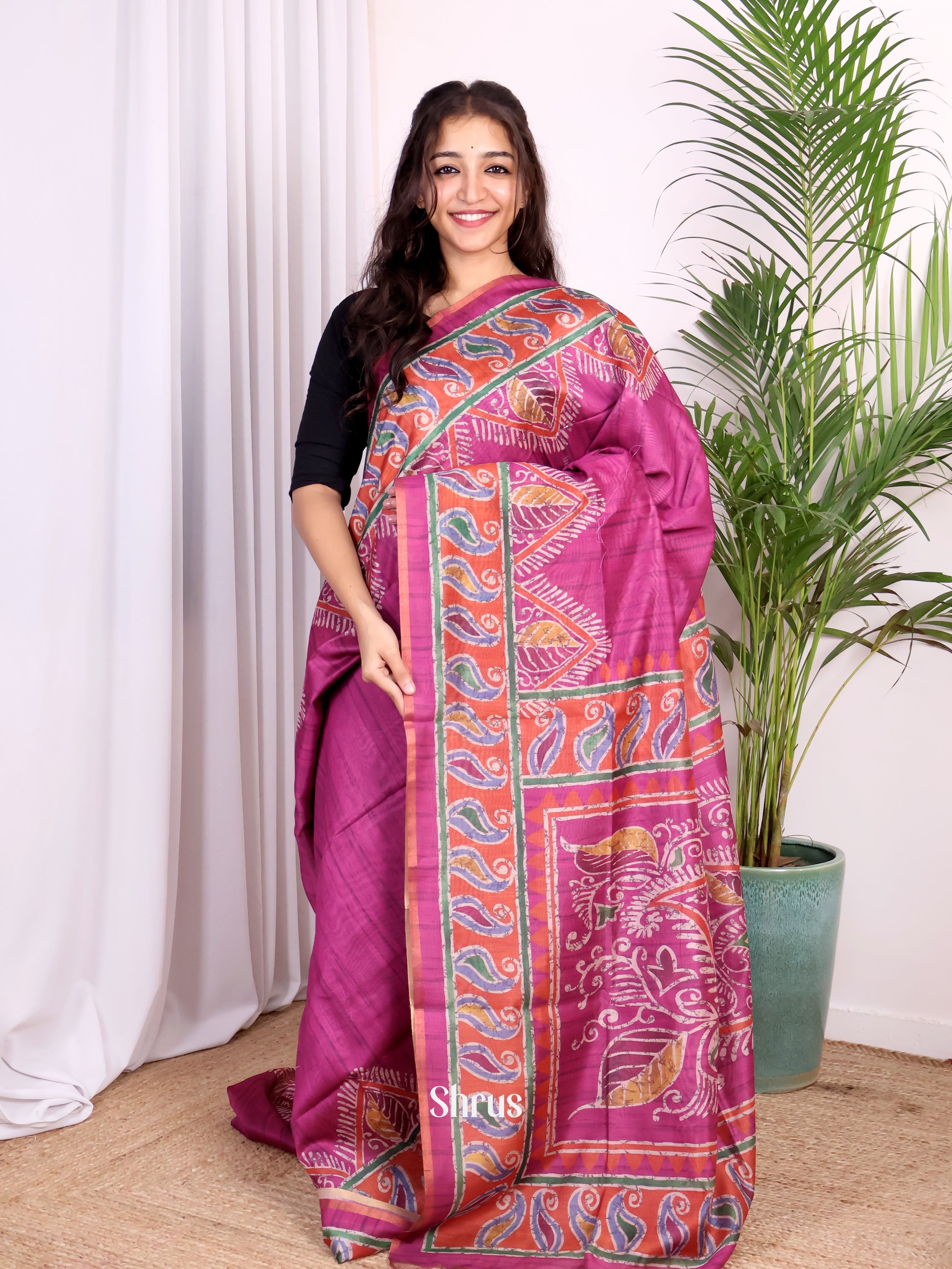 Majenta  - Champa semitussar Saree