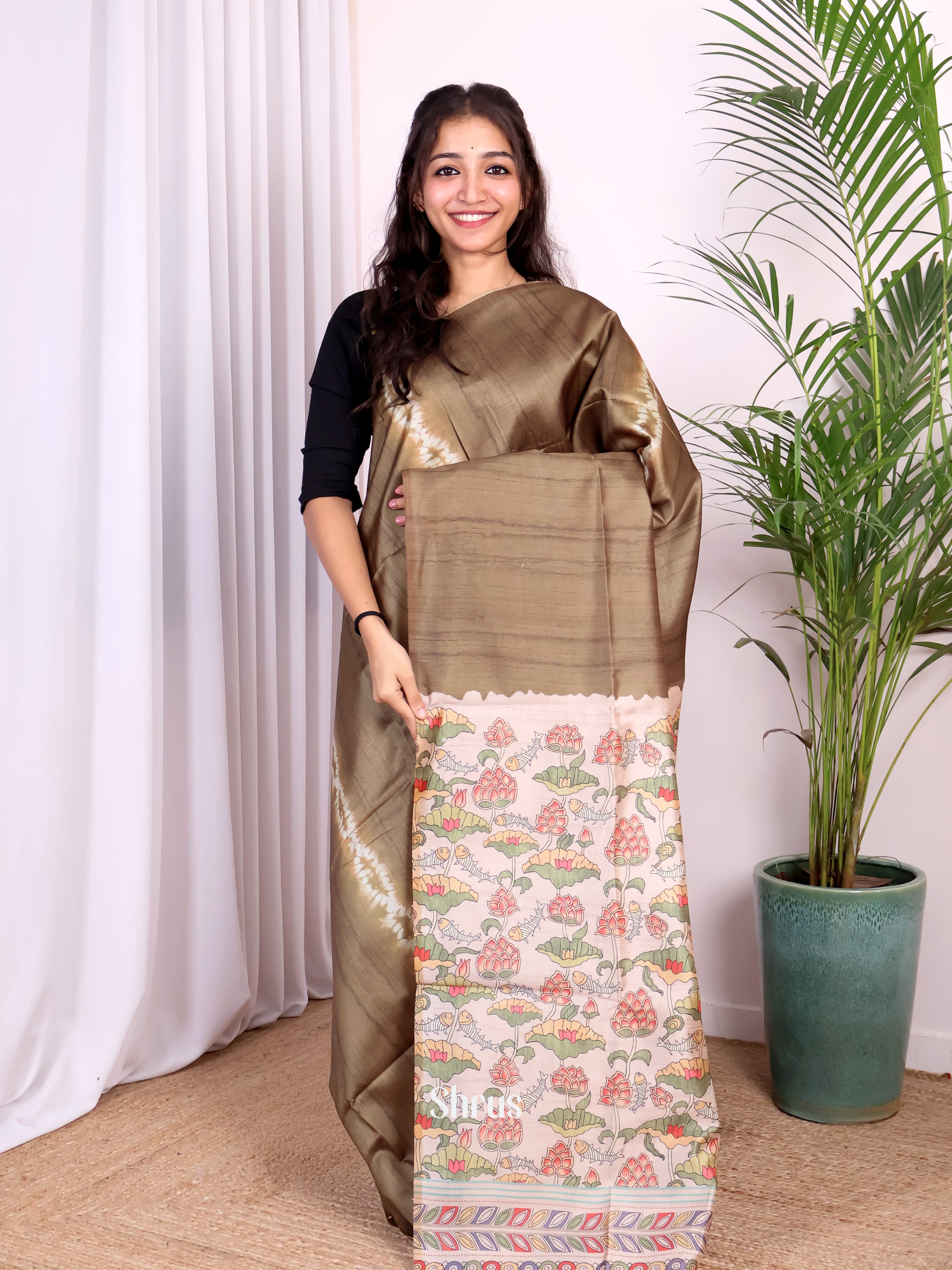 Brown & Cream - Champa semitussar Saree