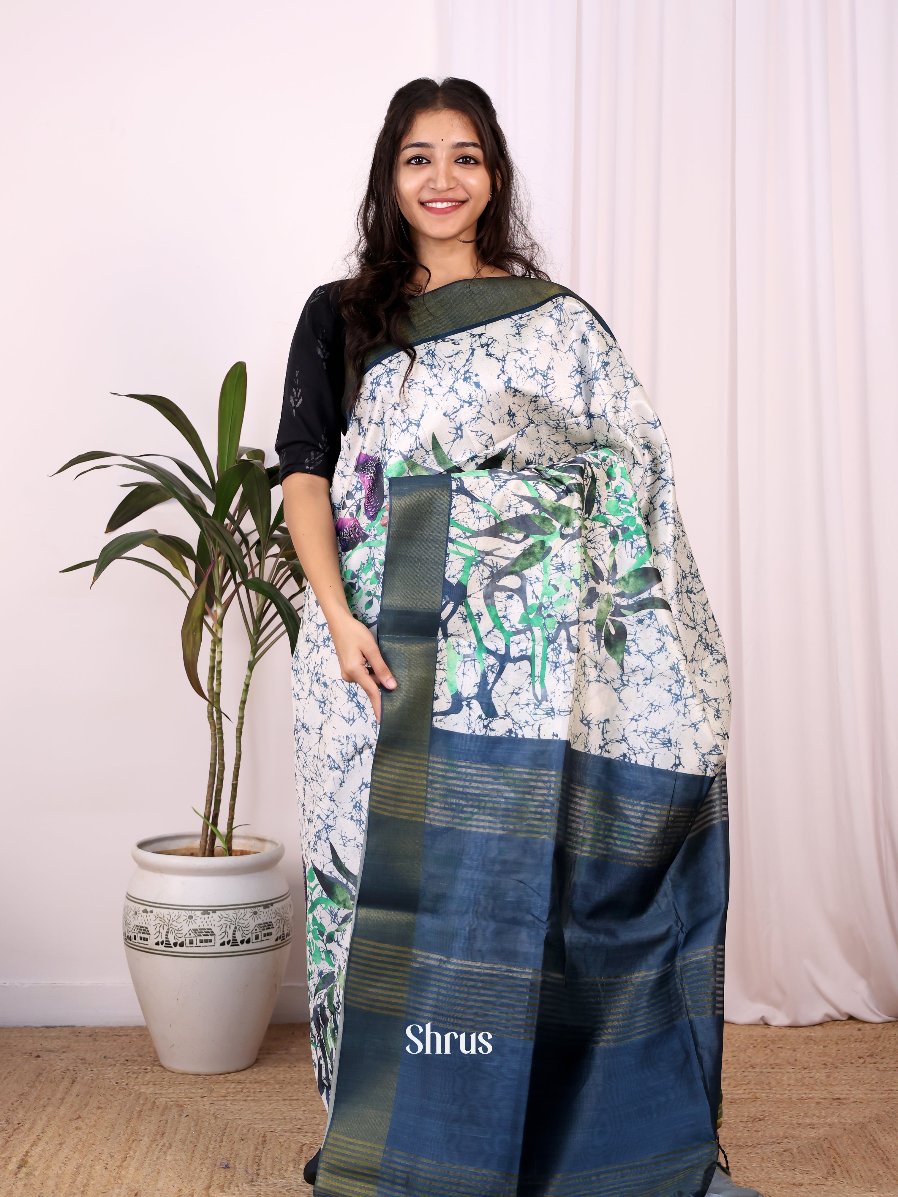 Cream & Blue - Champa semitussar Saree