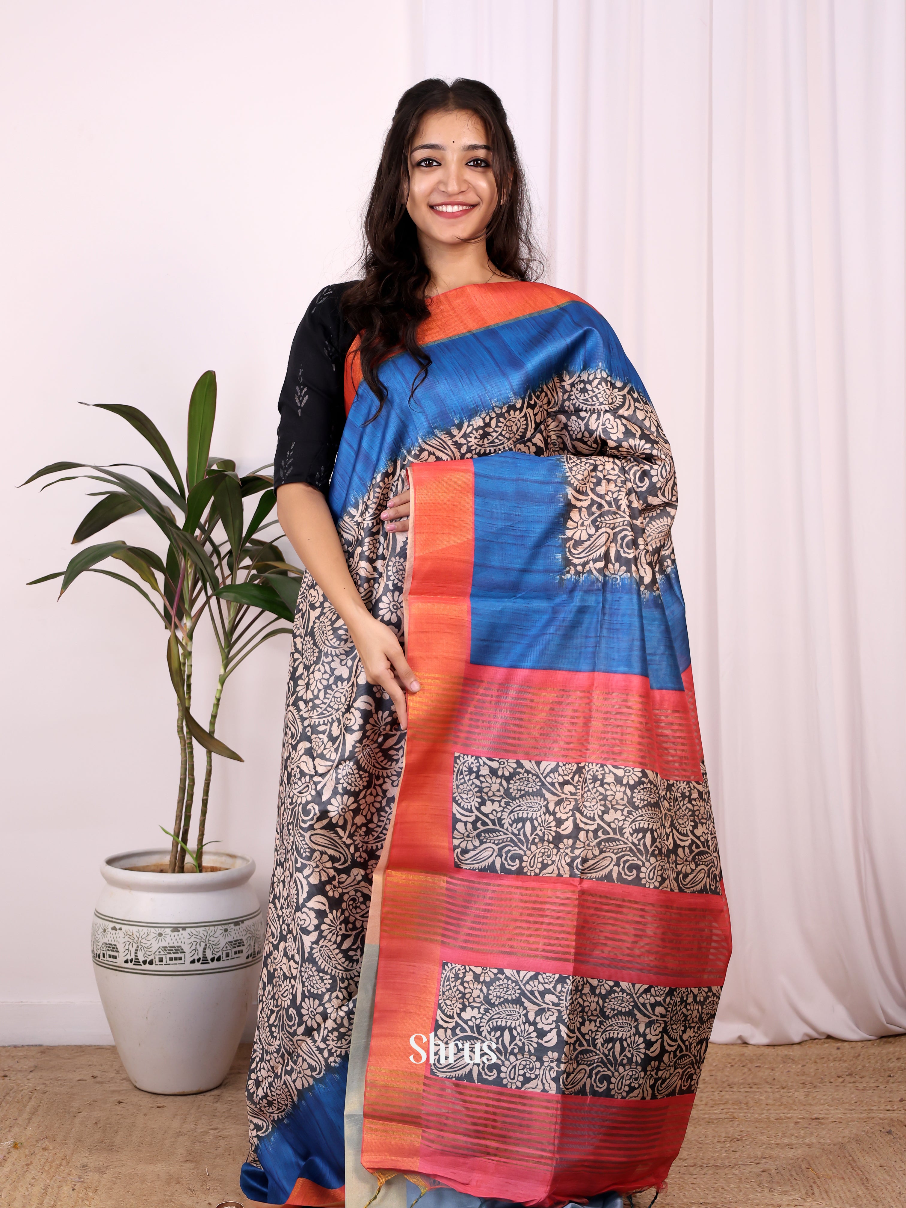 Black & Blue - Champa semitussar Saree