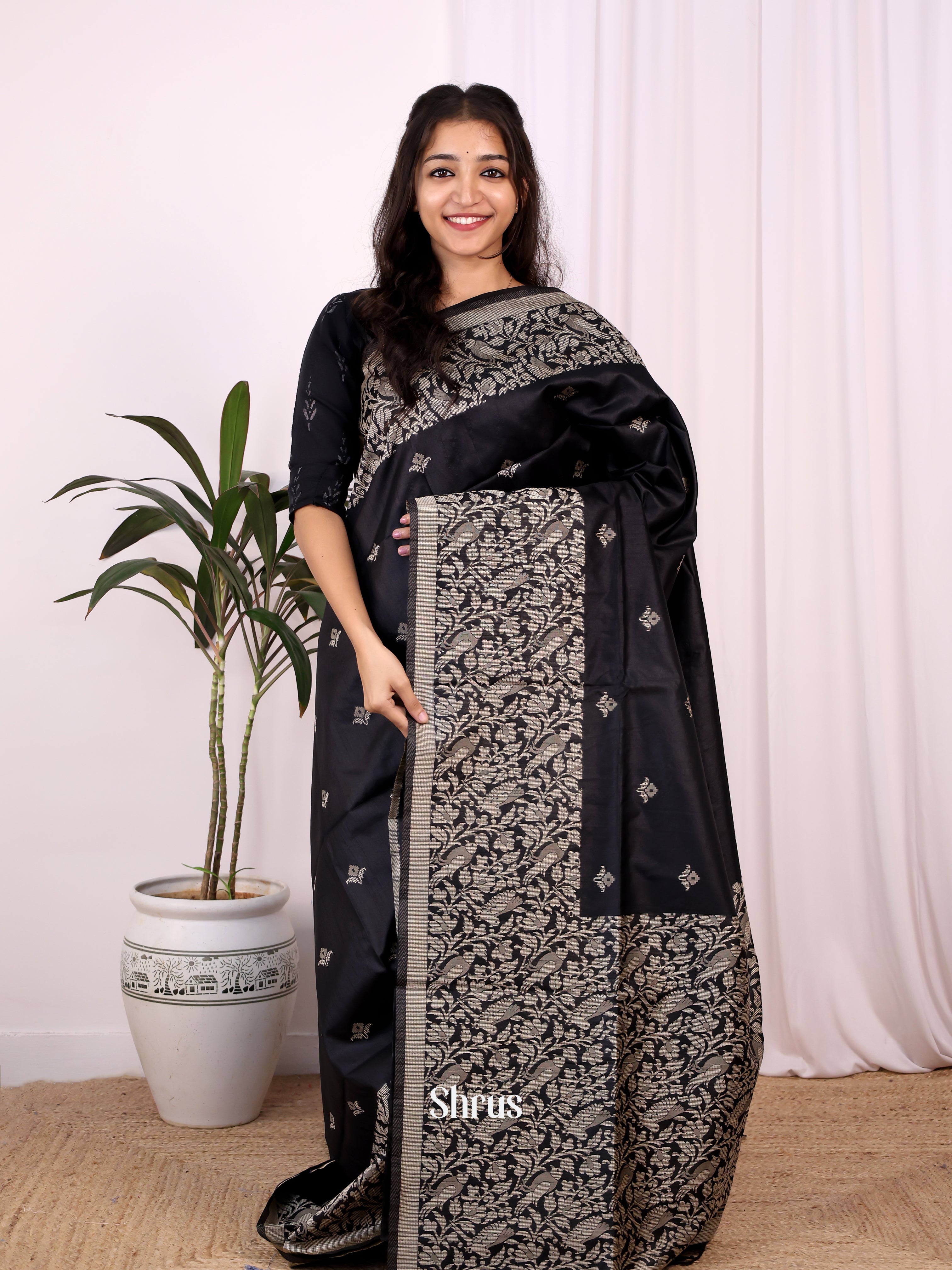 Black - Champa semitussar Saree