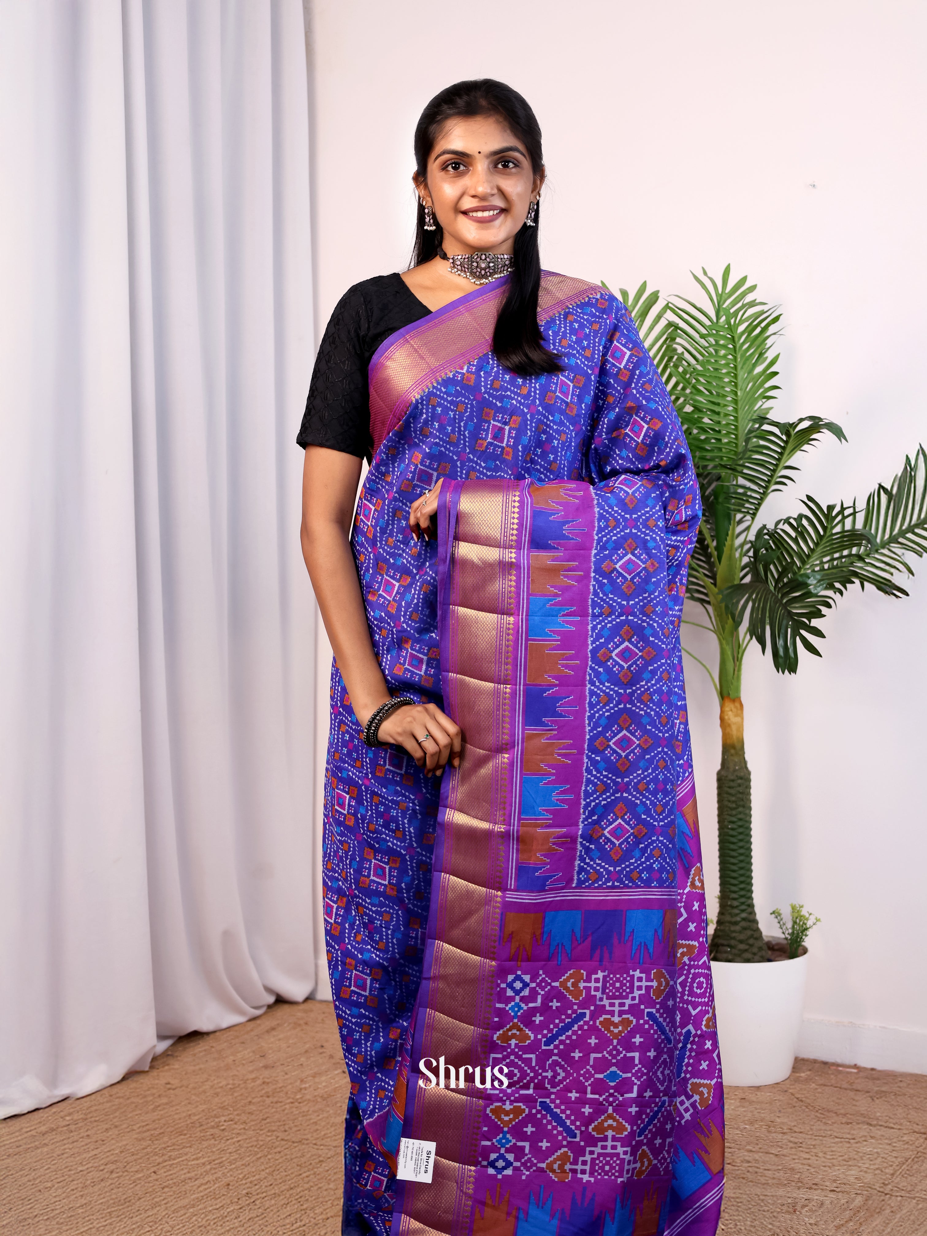 CJS28173 - Semi Patola Saree - Shop on Shrus.com