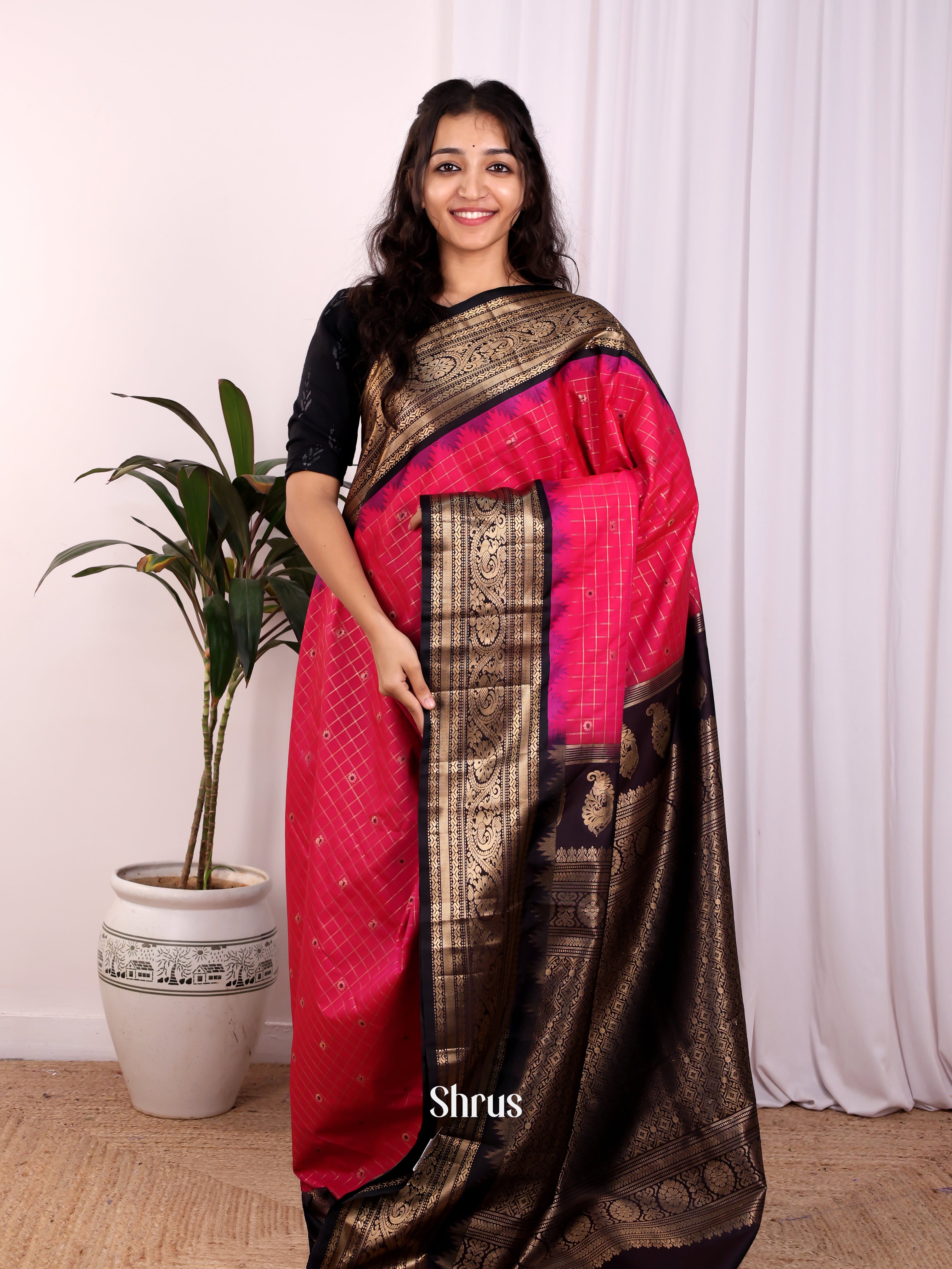 Pink & Brown - Gadwal halfpure Saree