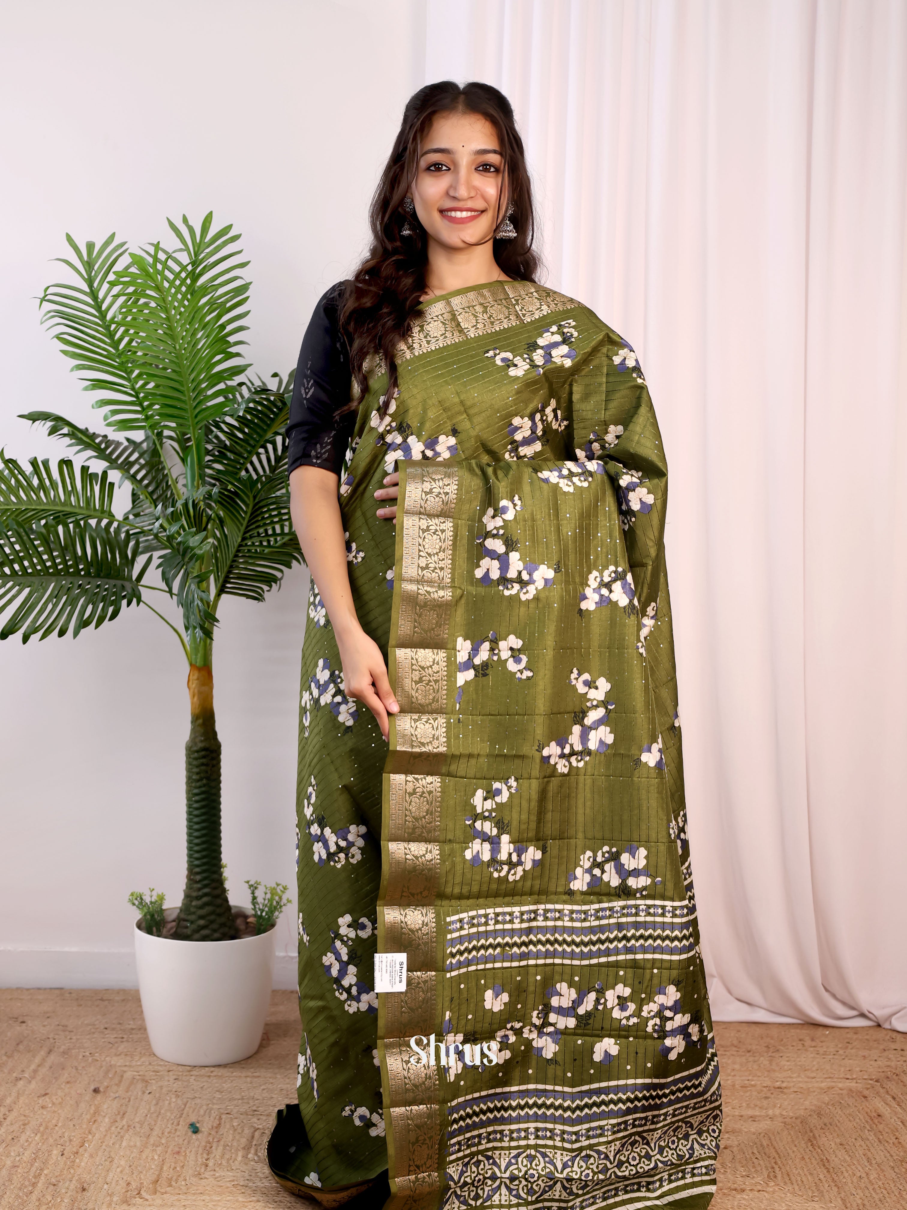 Green- Semi Tussar Saree - Shop on Shrus.com