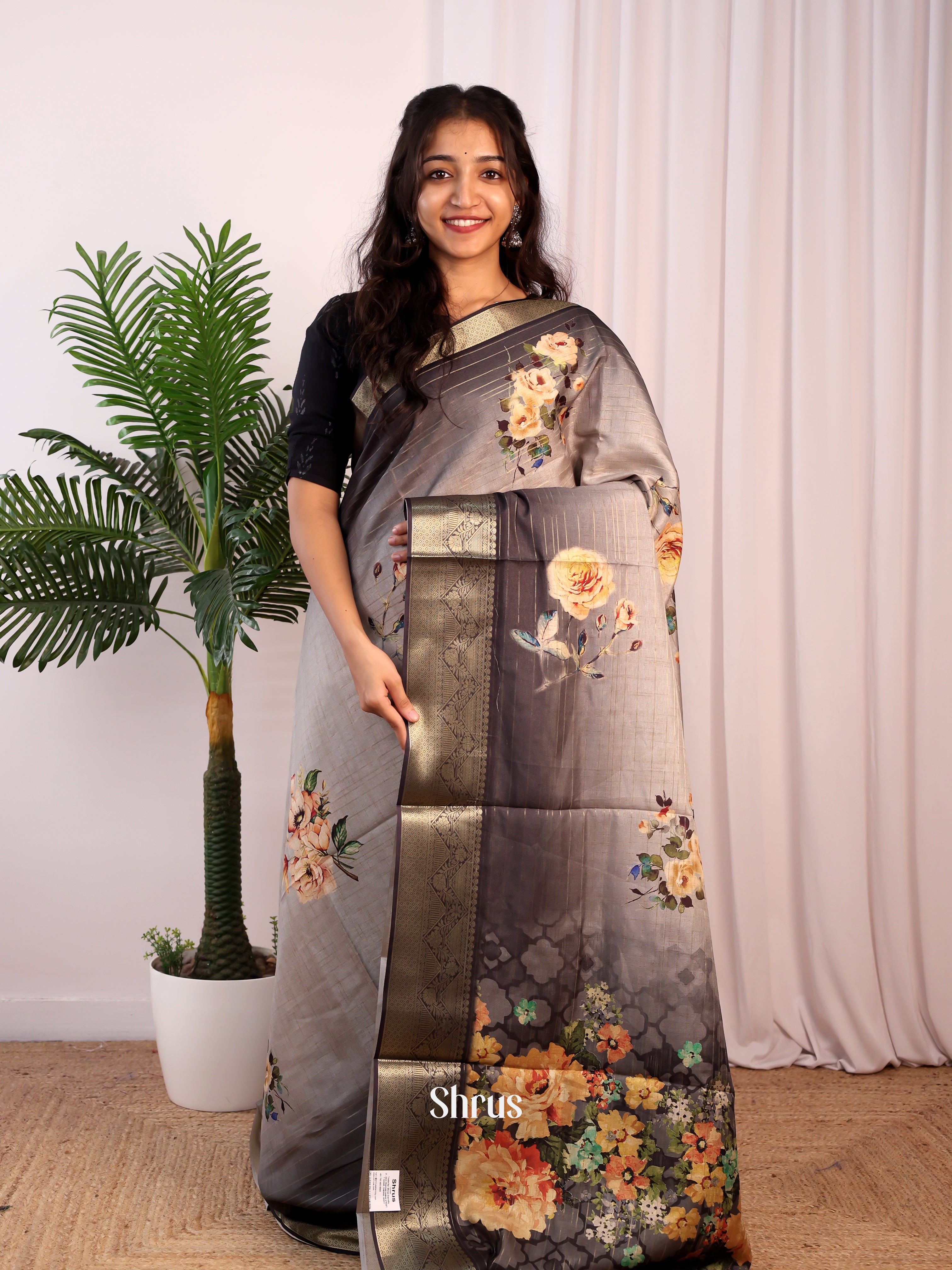 Grey & Black- Semi Dola silk Saree