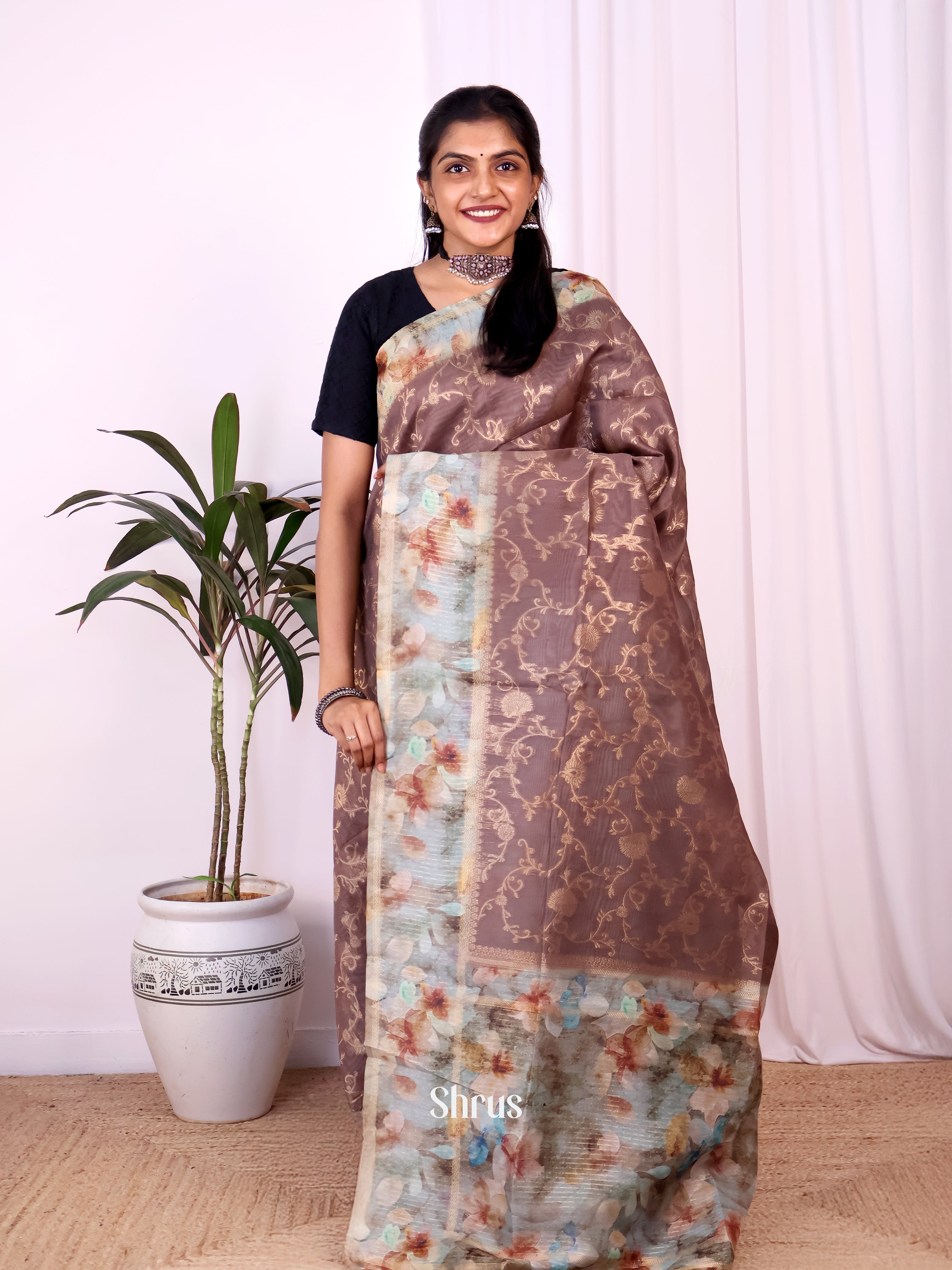 CJS30237 - Semi Jute Saree