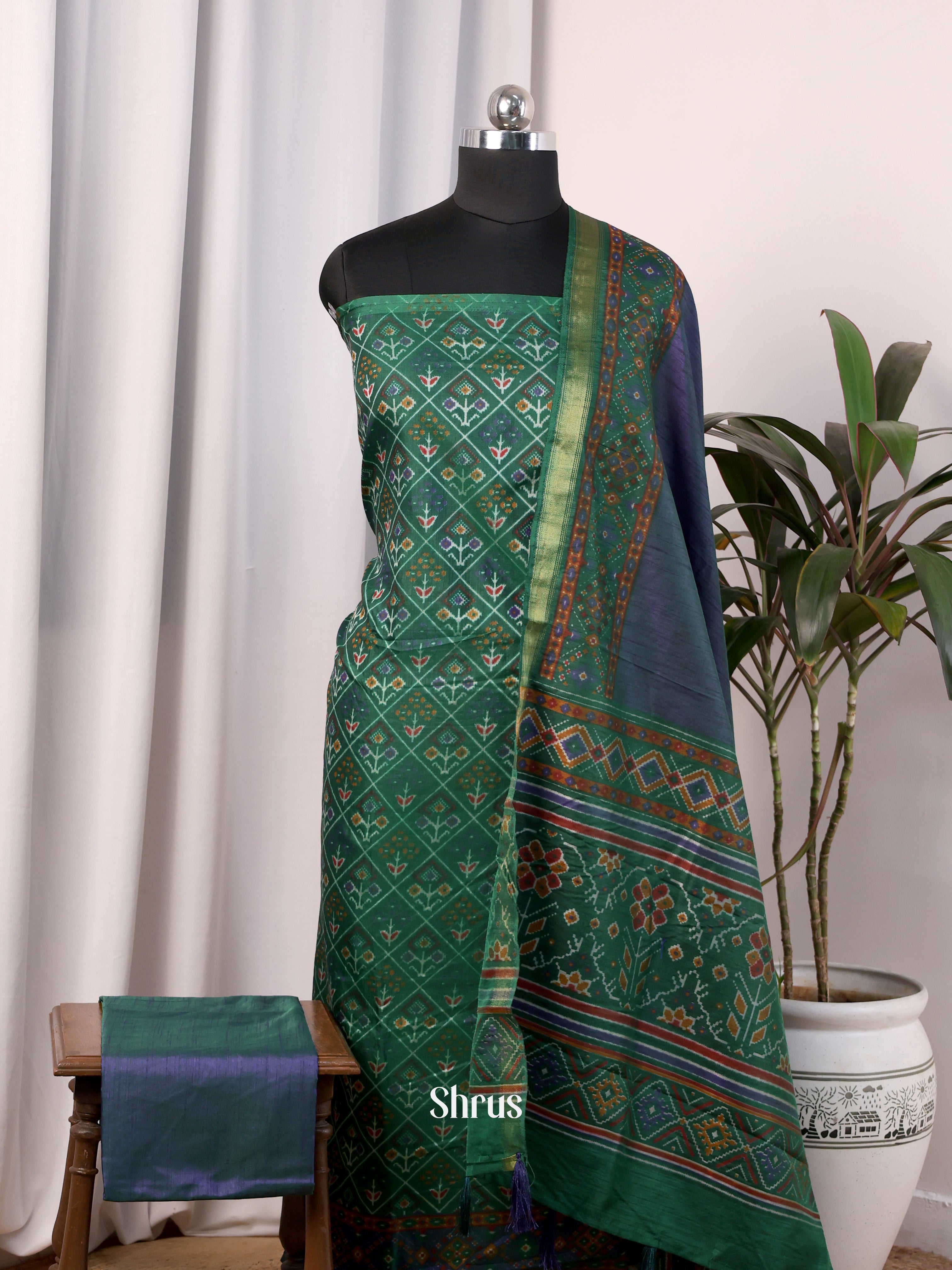 Green & Purple - semi patola salwar