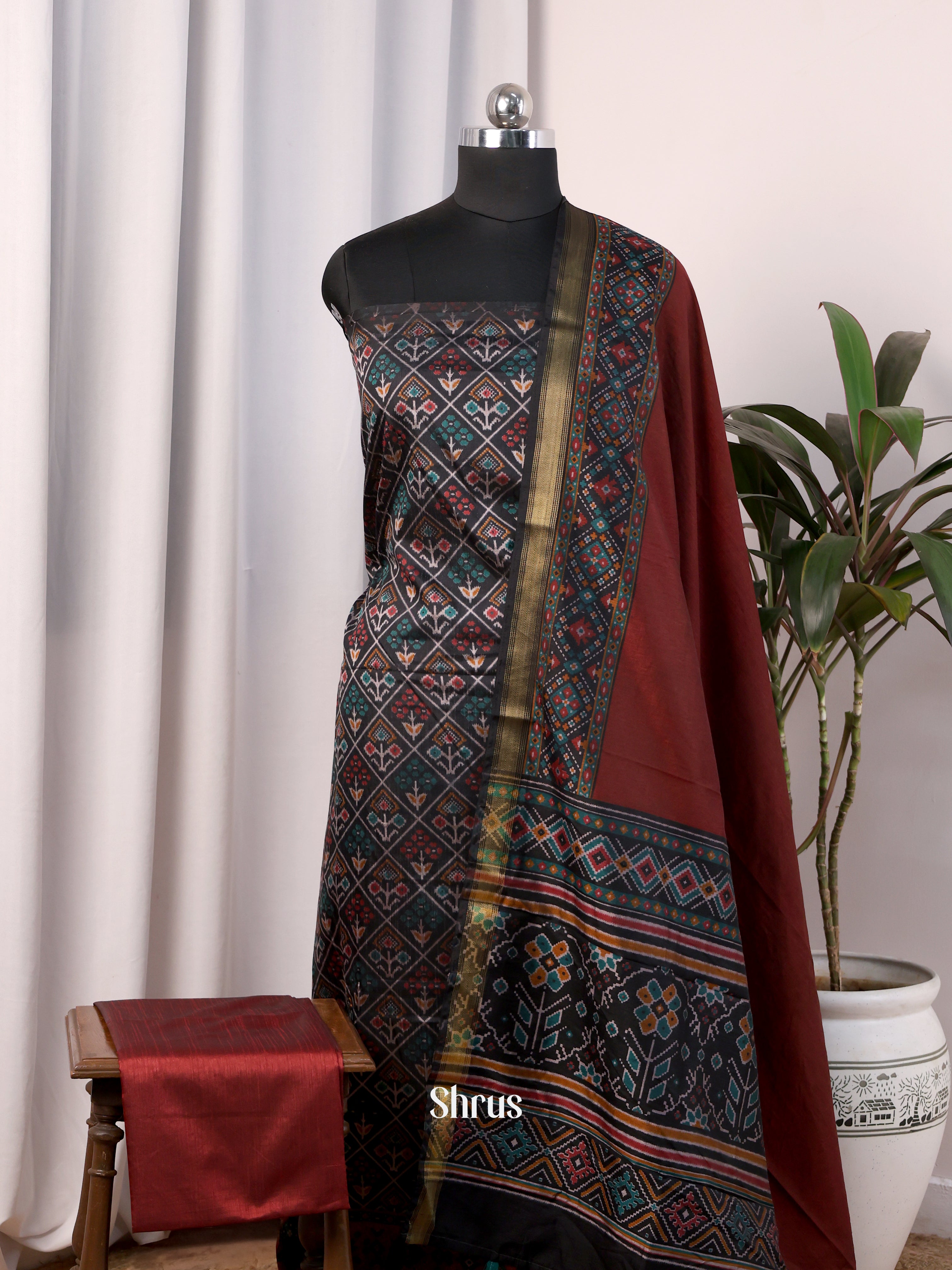 Black & Maroon - semi patola salwar