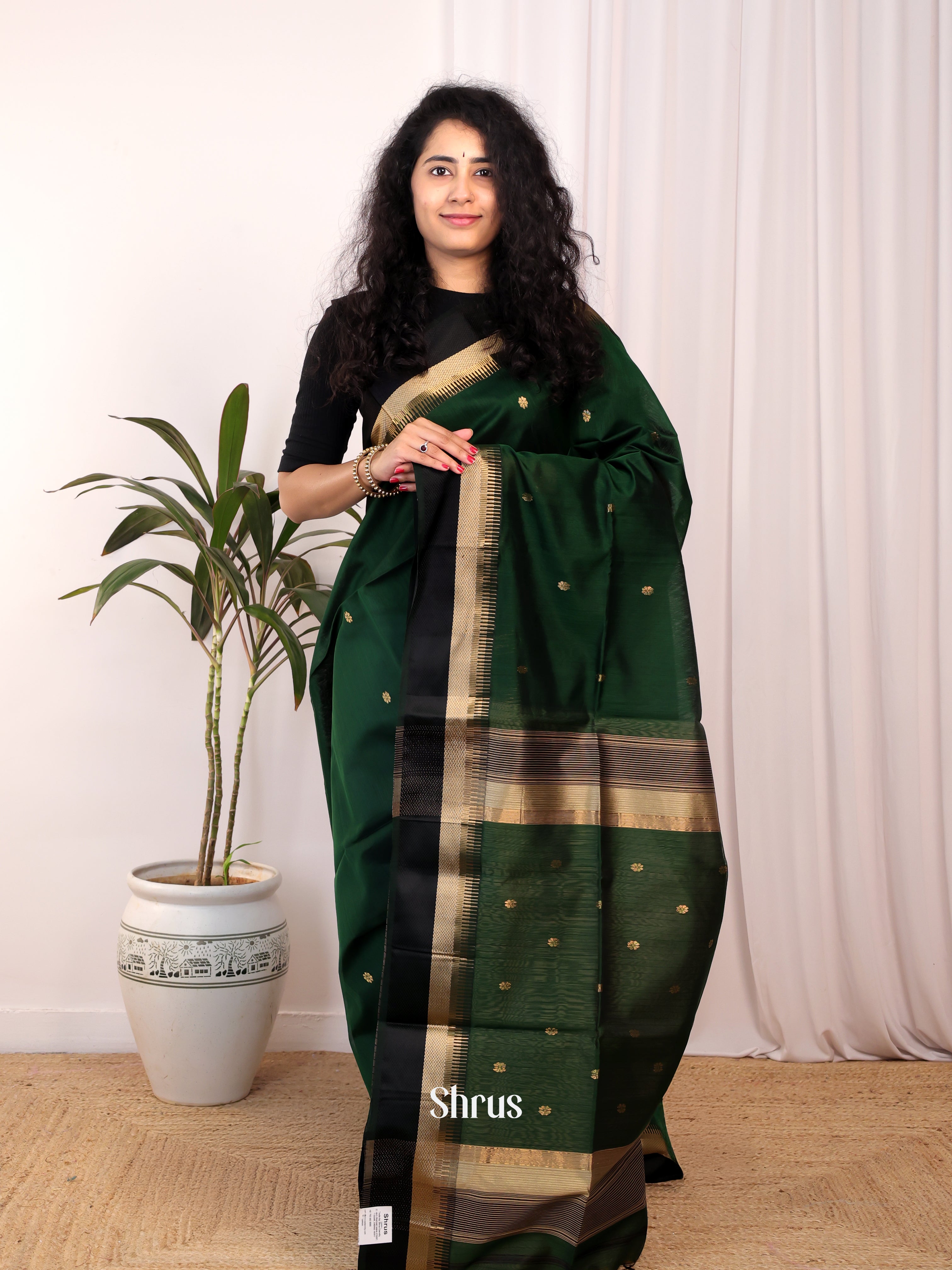 Green & Grey - Maheshwari silkcotton Saree - Shop on Shrus.com
