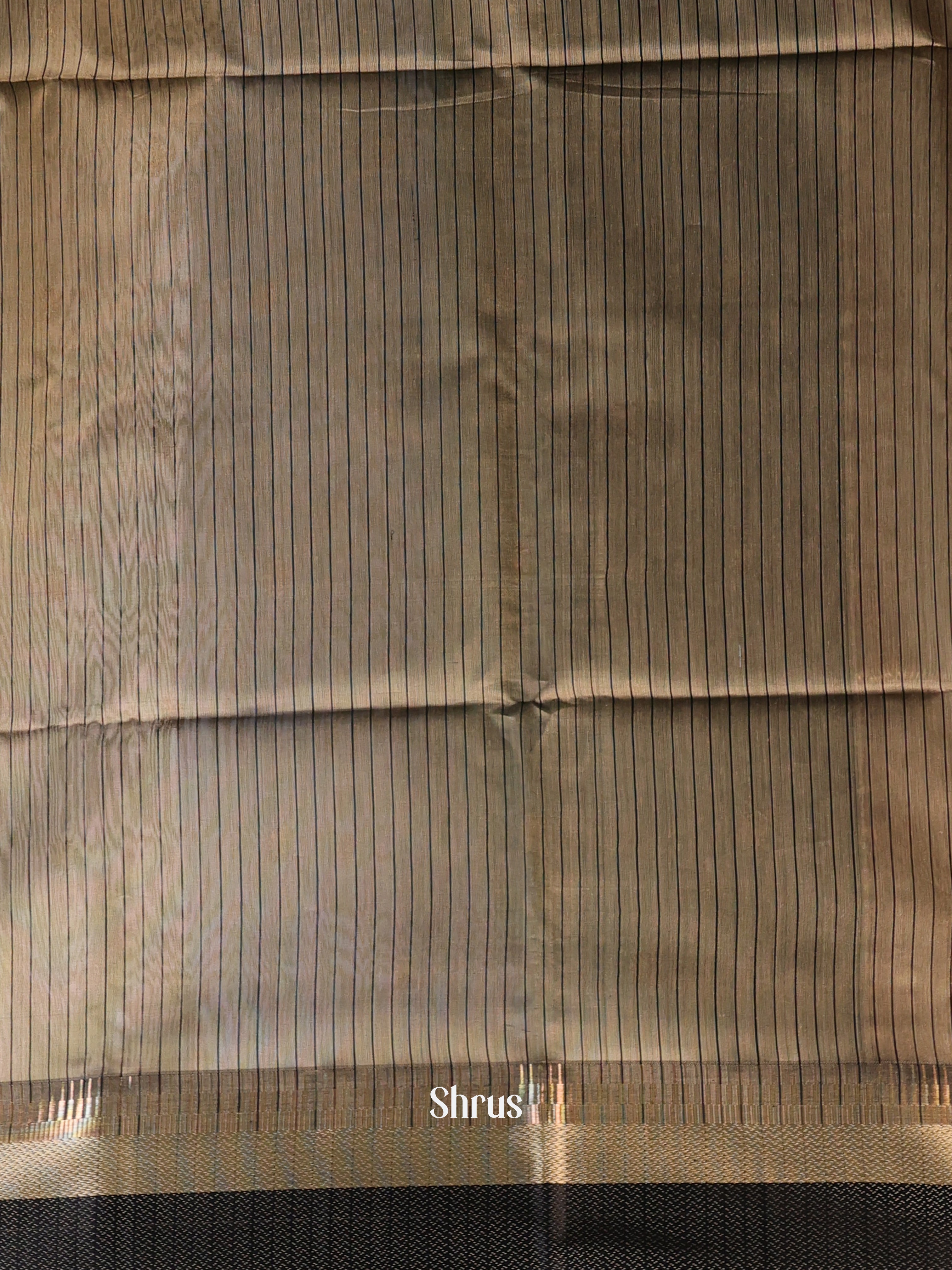 Green & Grey - Maheshwari silkcotton Saree - Shop on Shrus.com