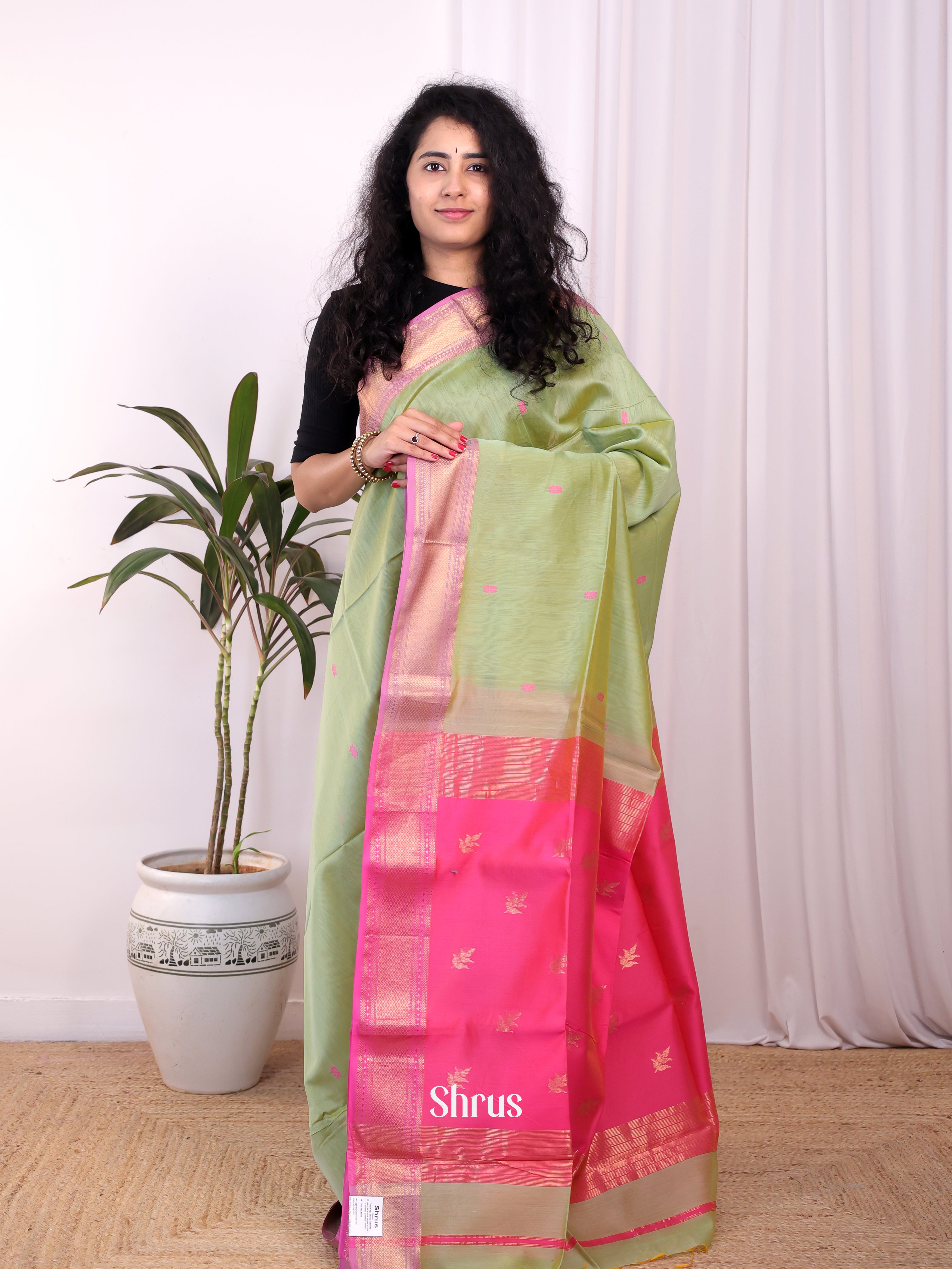 Green & Pink- Maheshwari silkcotton Saree - Shop on Shrus.com