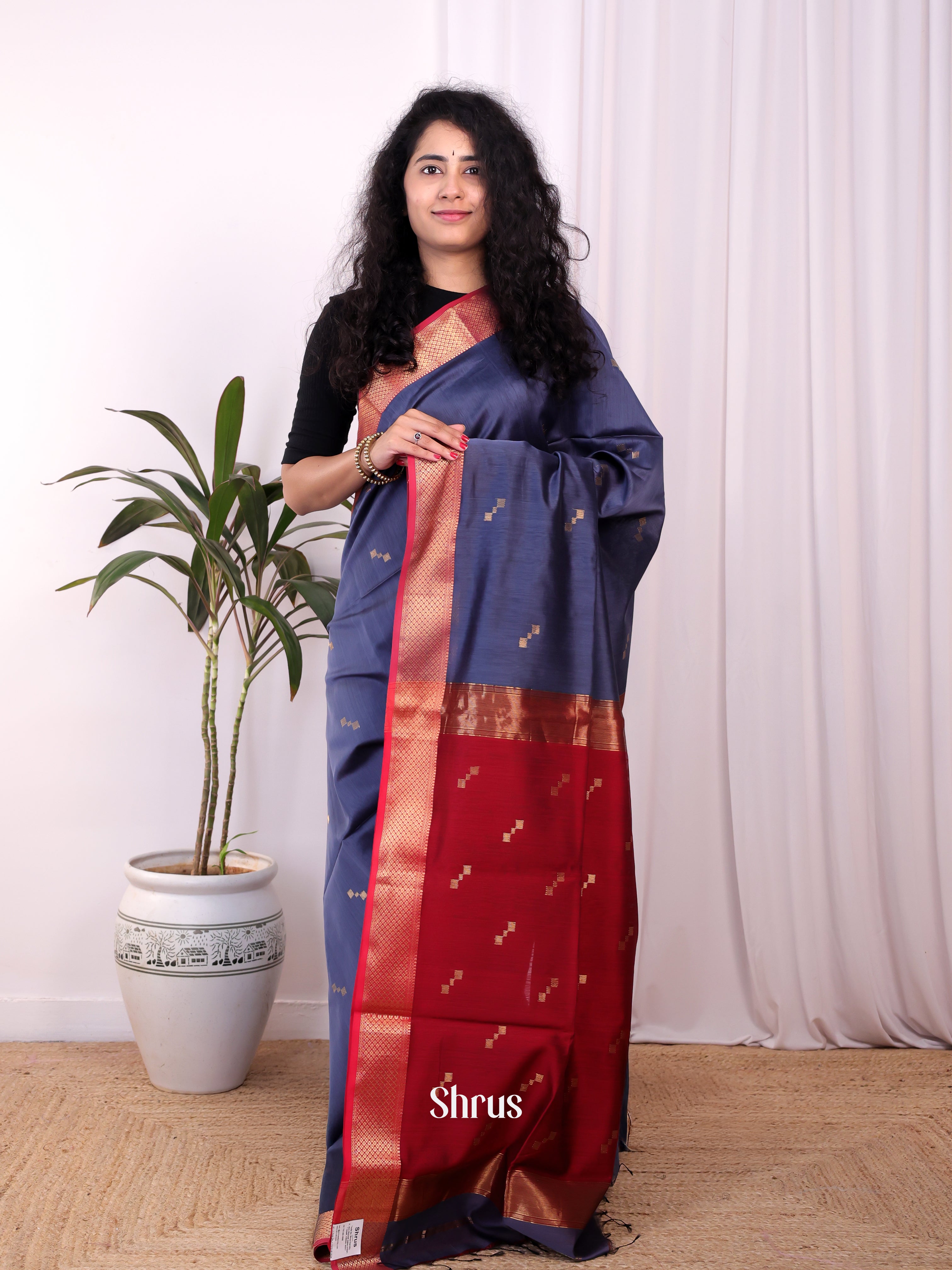 Blue & Red - Maheshwari silkcotton Saree