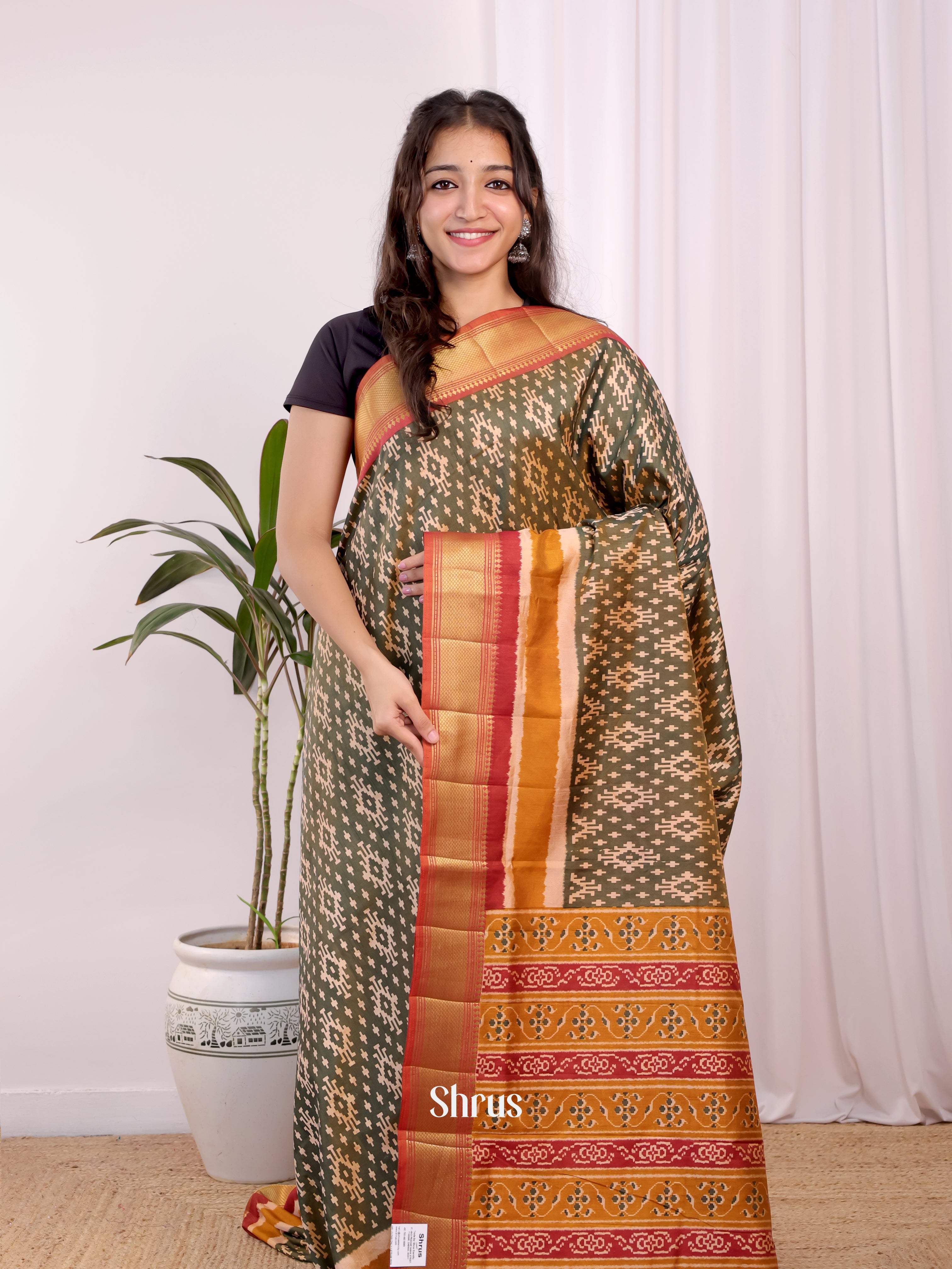 CKS11081 - Semi Patola Saree