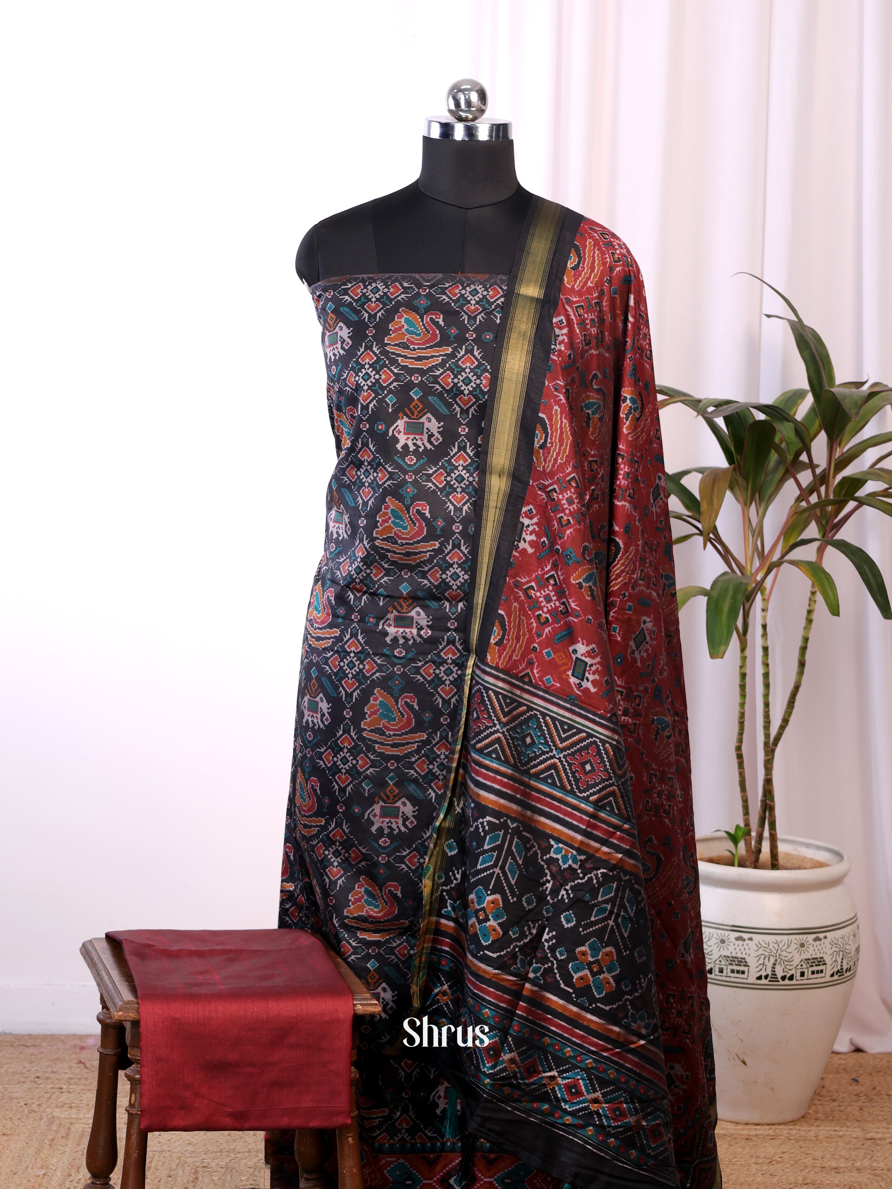 Black & Maroon - semi patola salwar