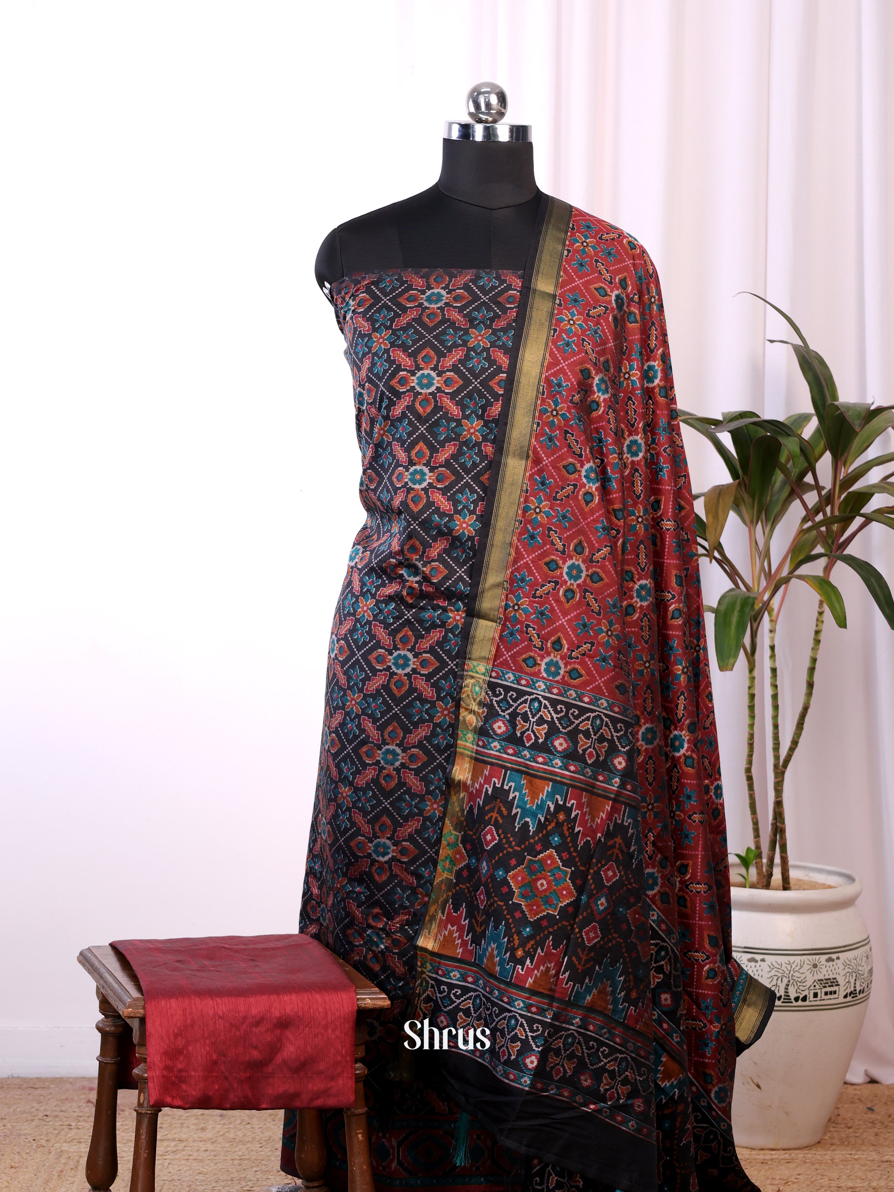 Black  & Maroon - semi patola salwar