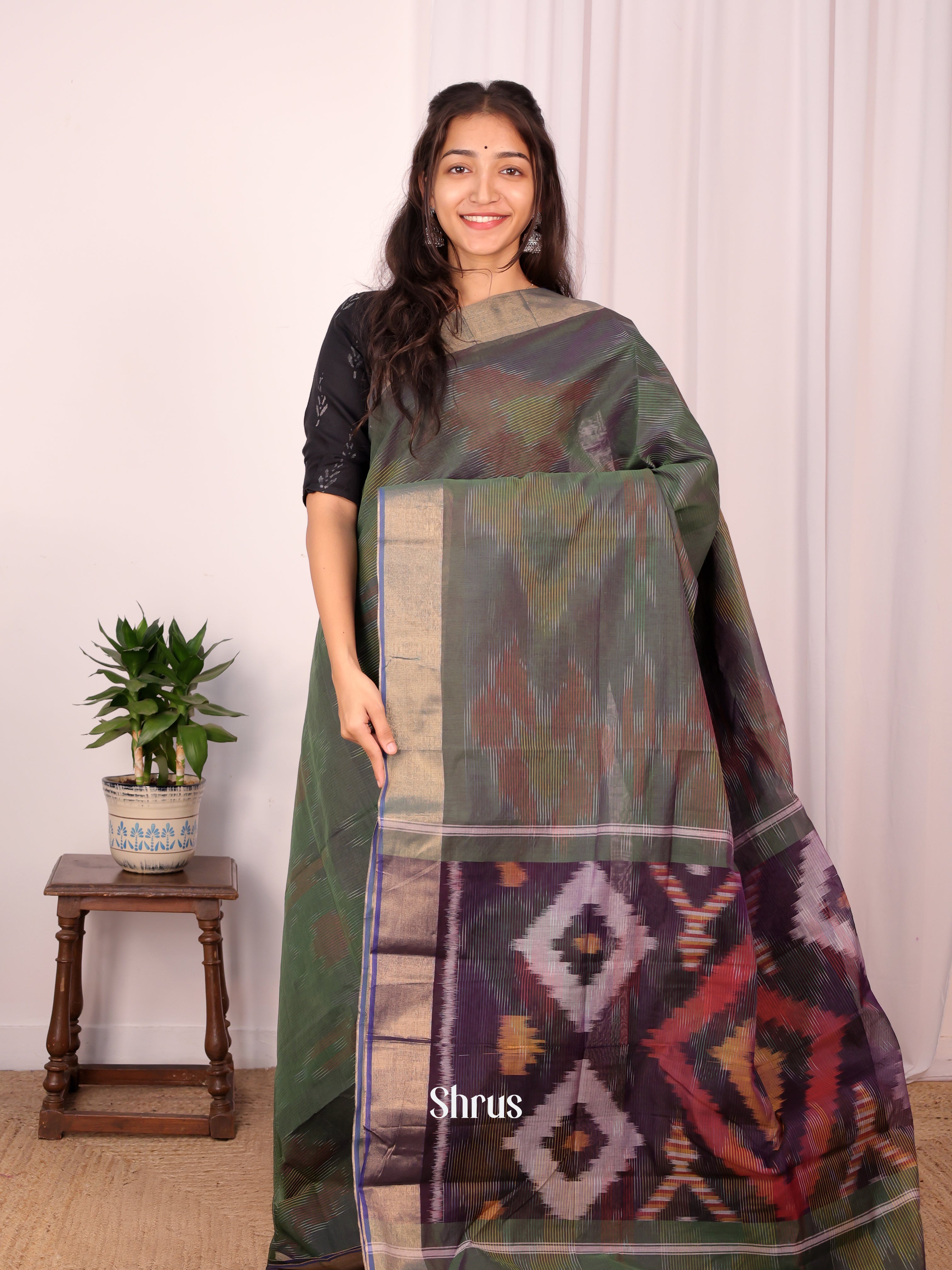 CKS15038 - Ikkat Kora Saree