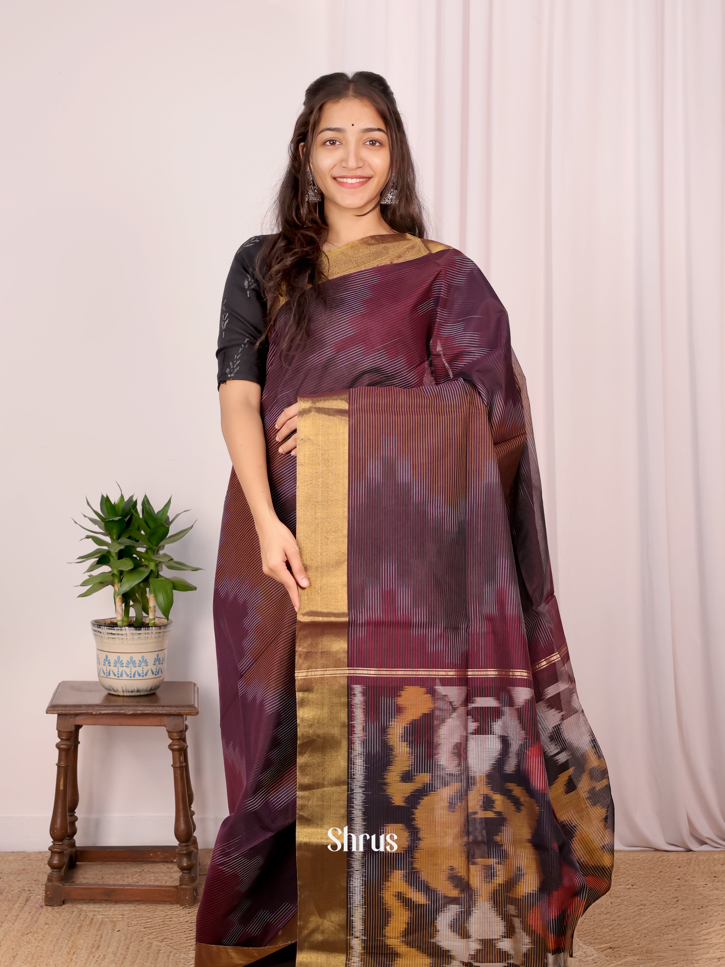 CKS15057 - Ikkat Kora Saree