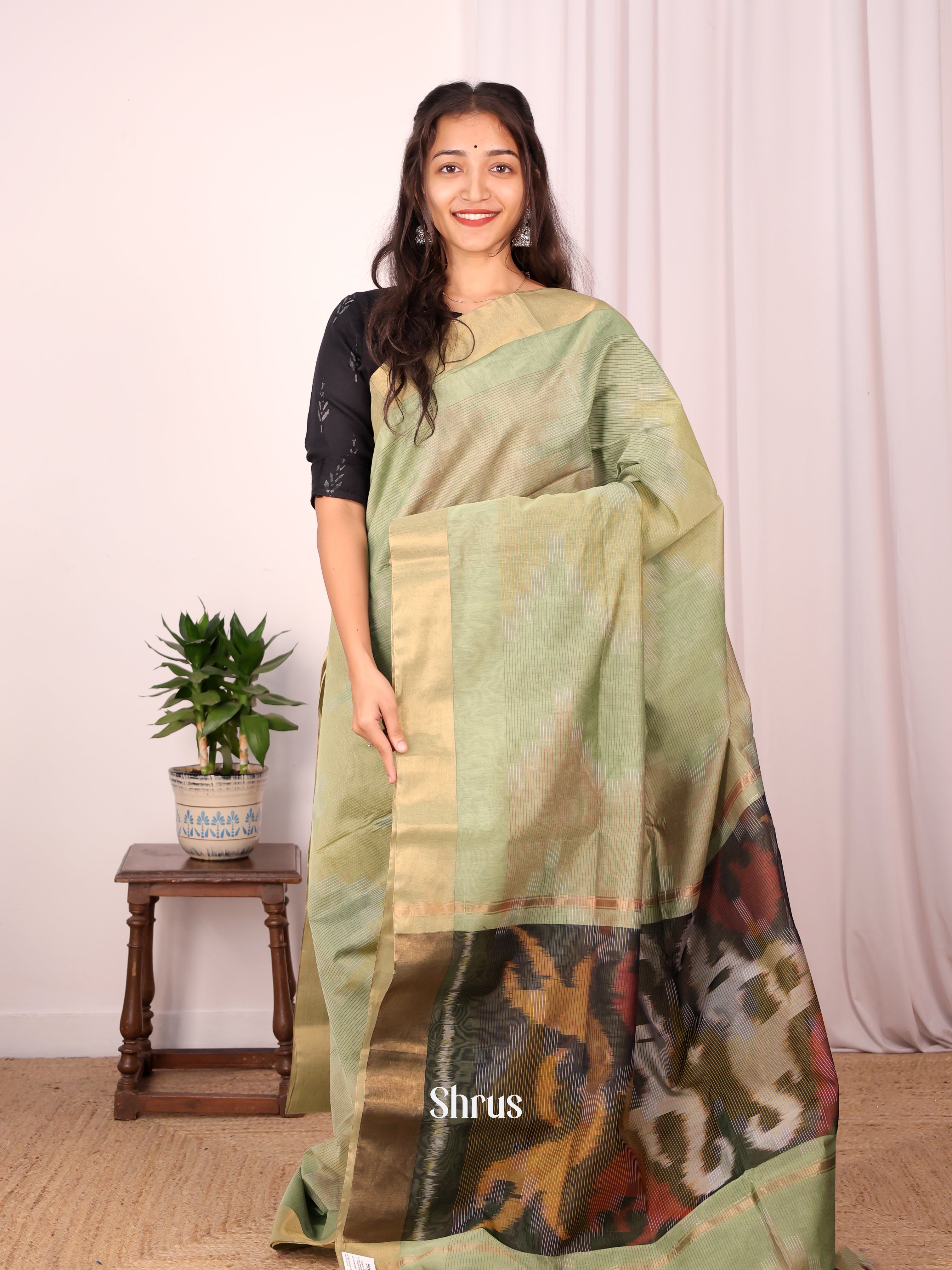 CKS15105 - Ikkat Kora Saree