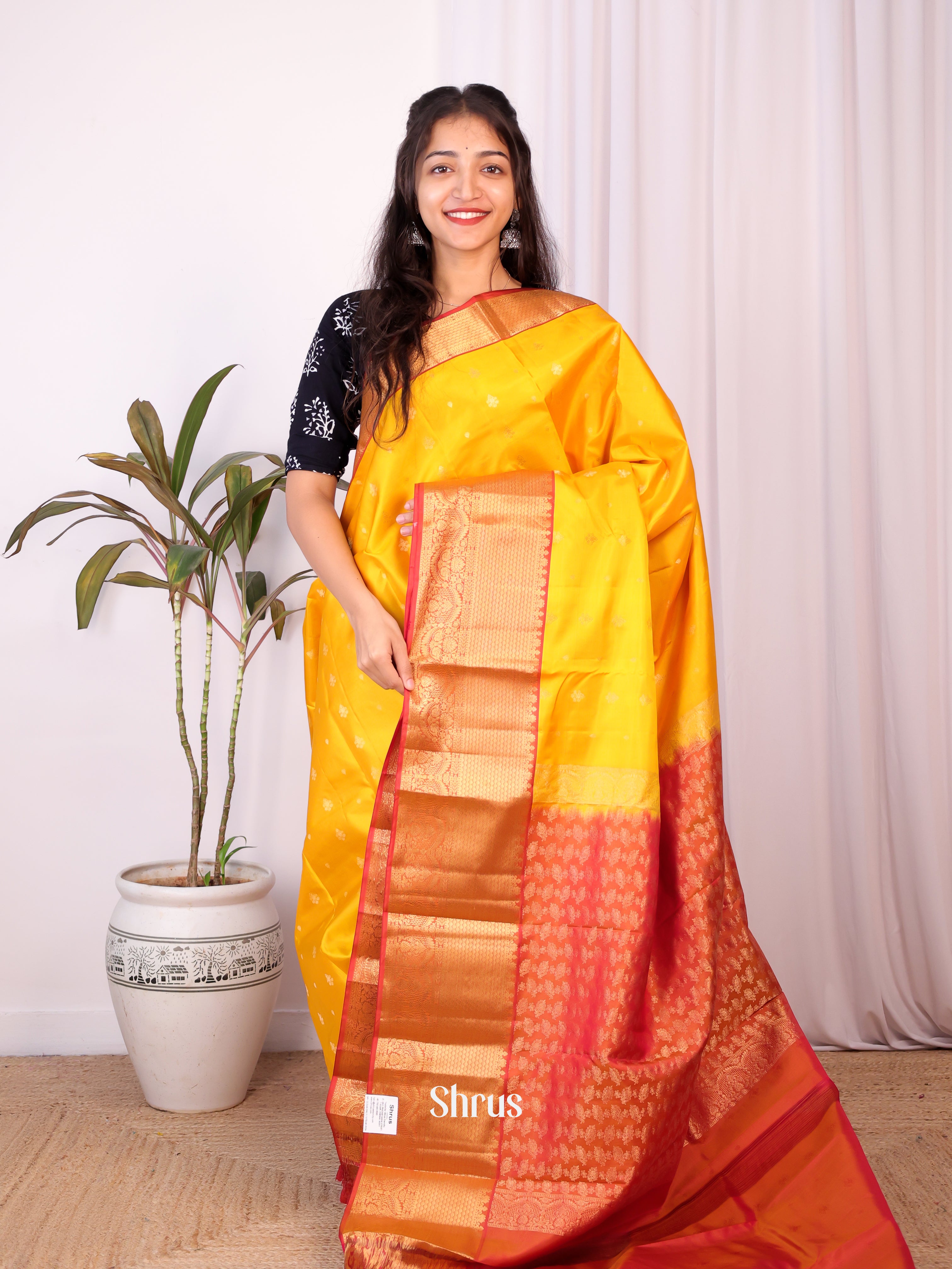 Yellow & Orange - Kanchipuram silk Saree