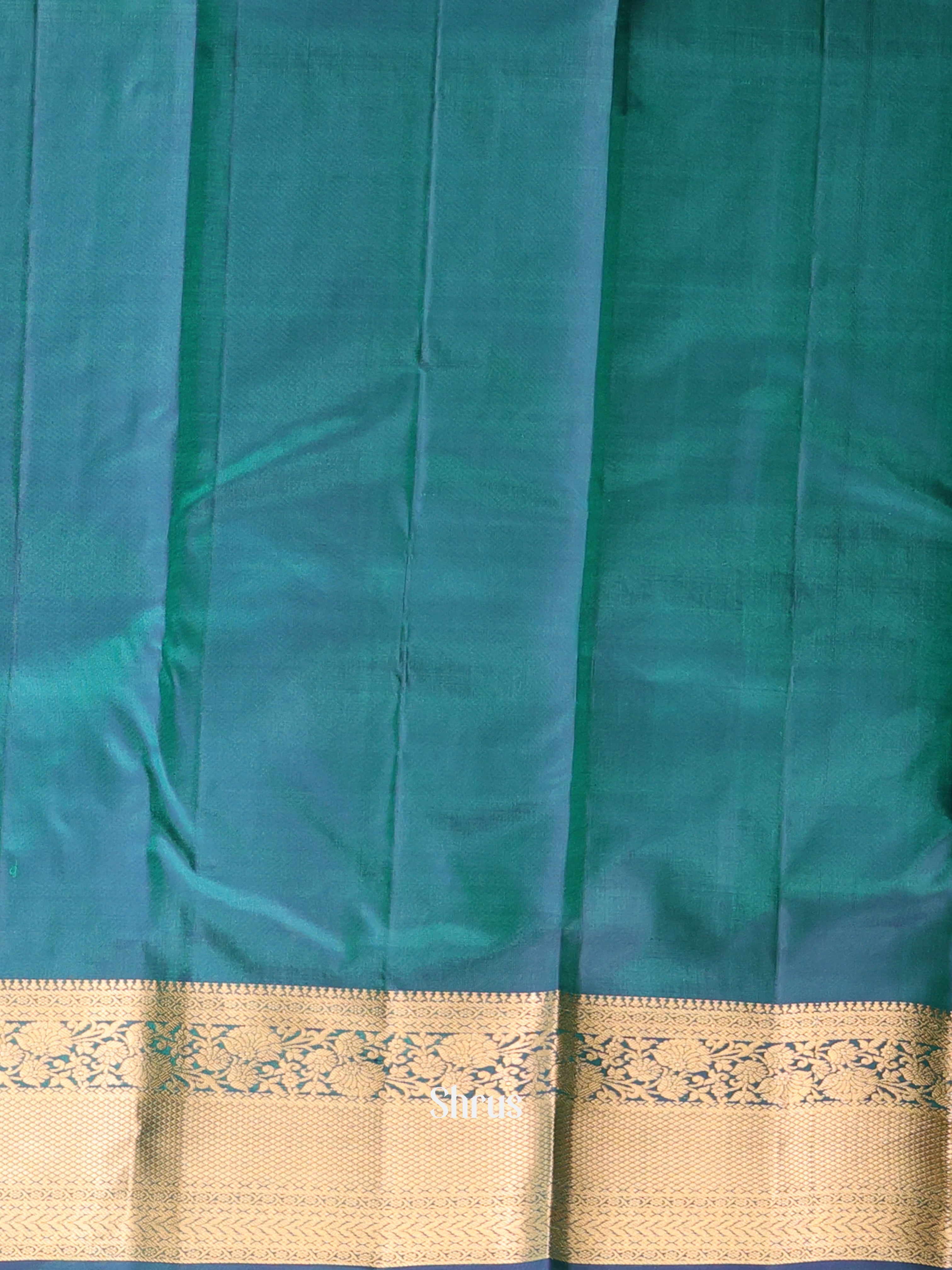 Peacock Green(Single Tone) - Kanchipuram silk Saree