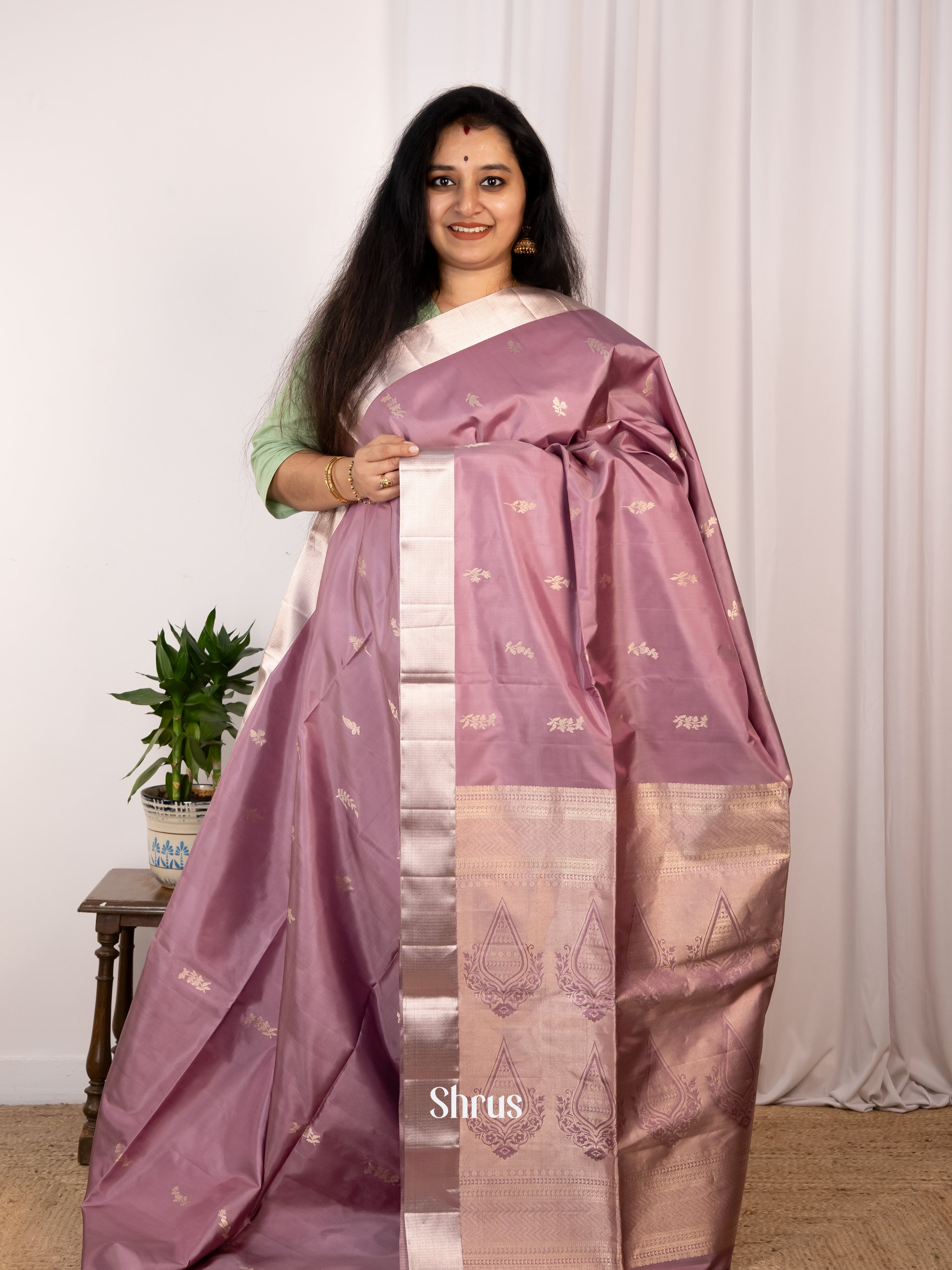 Mauve(single Tone) - Soft Silk Saree