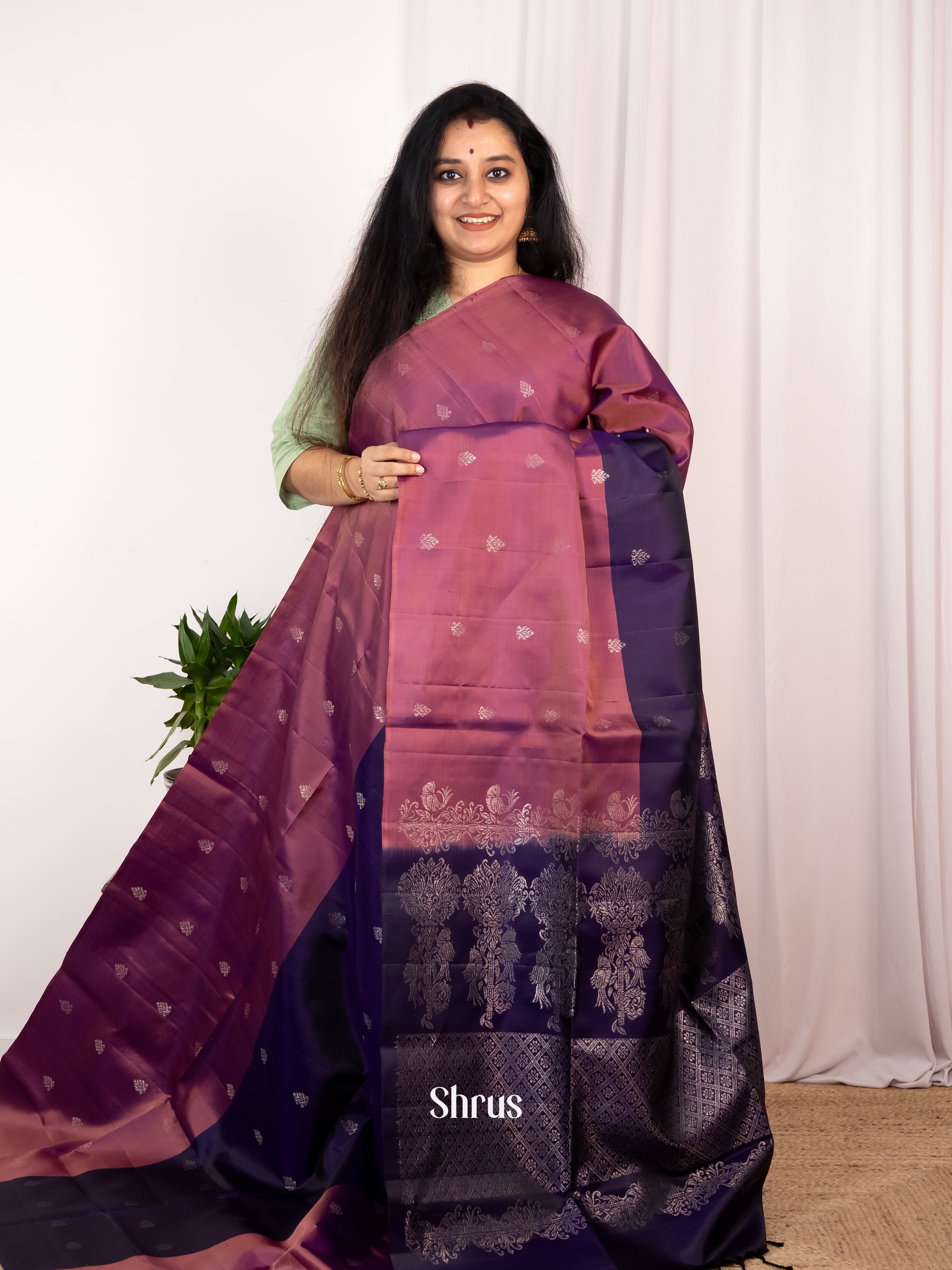 Onion Peel & Violet - Soft Silk Saree