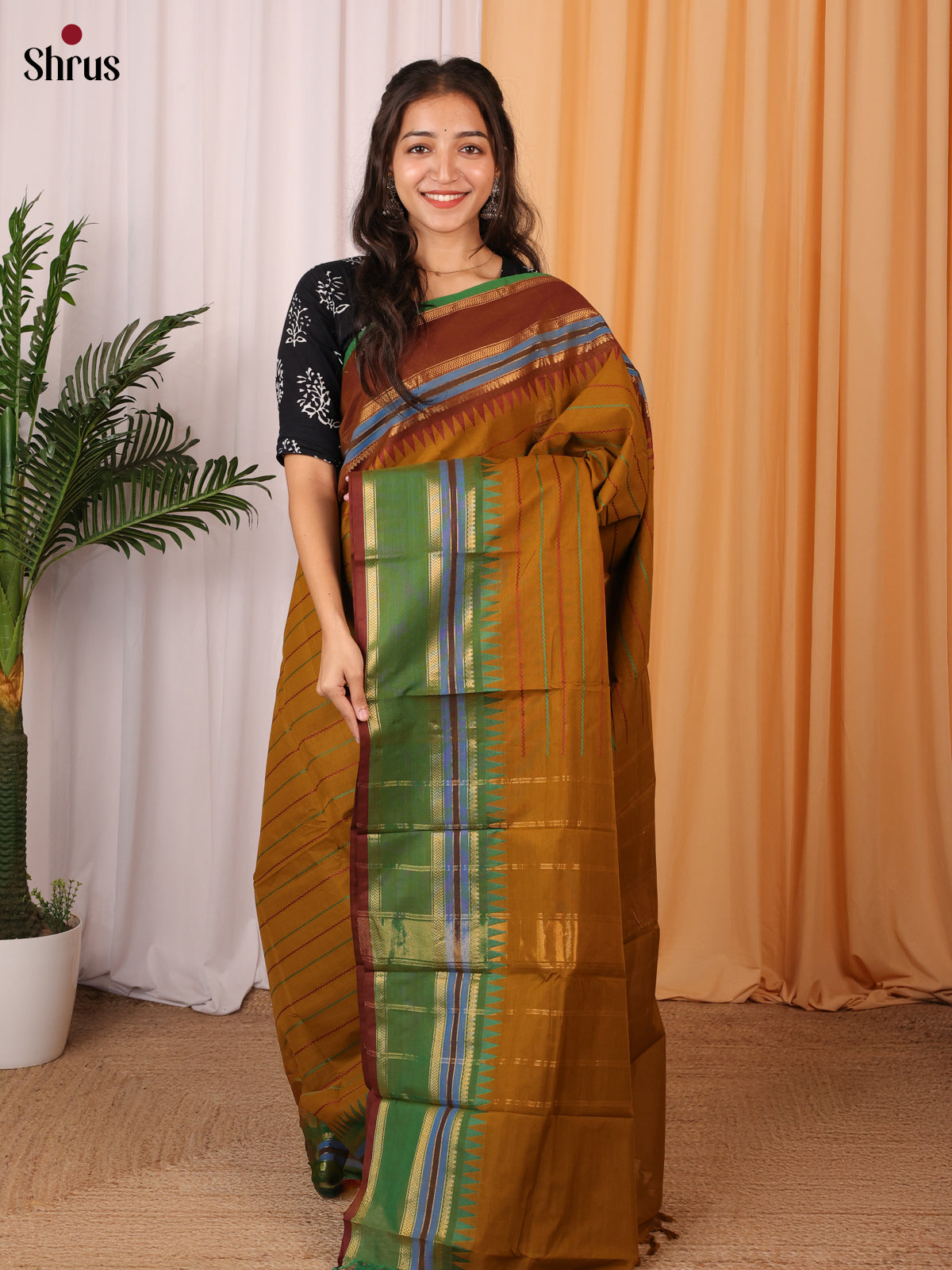 Mehandi &  Green - Chettinad Cotton Saree