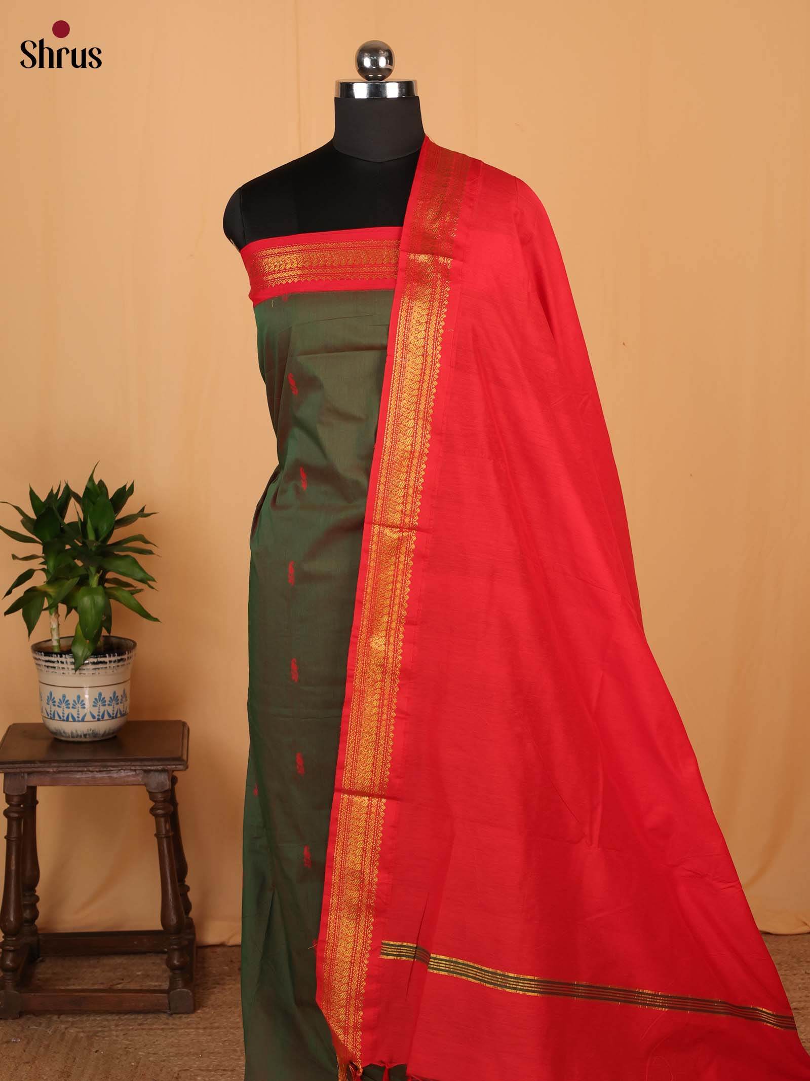 Green & Red - Kalyani Cotton salwar unstitch