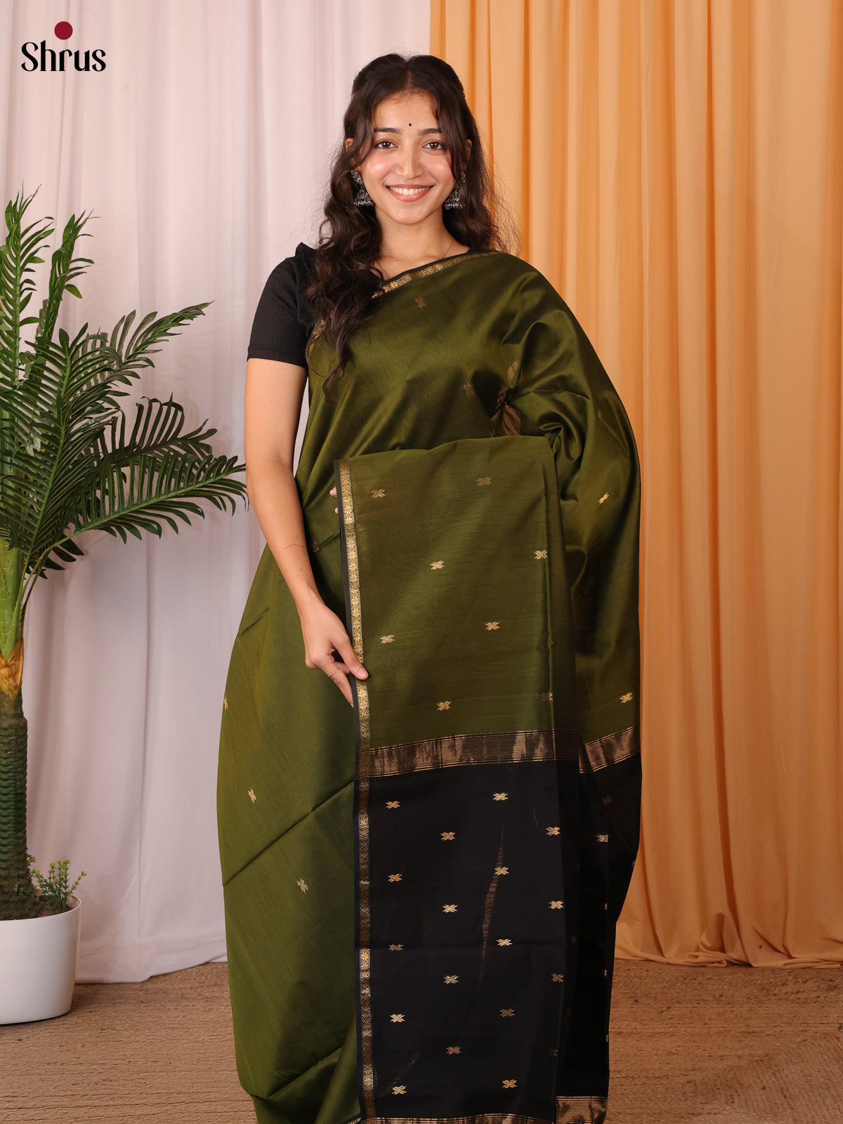 Green & Black - Maheshwari silkcotton Saree - Shop on Shrus.com