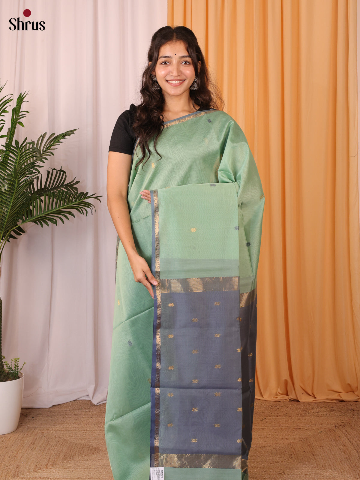 Green & Lavender - Maheshwari silkcotton Saree - Shop on Shrus.com