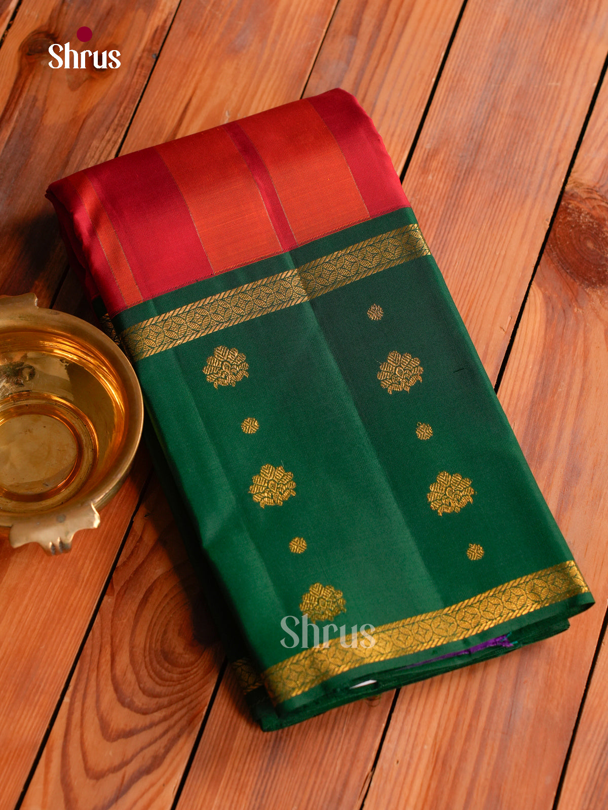 Chic Orange & Red Striped Kanchipuram Saree With Zari Lines | Green Rettapet Zari Border