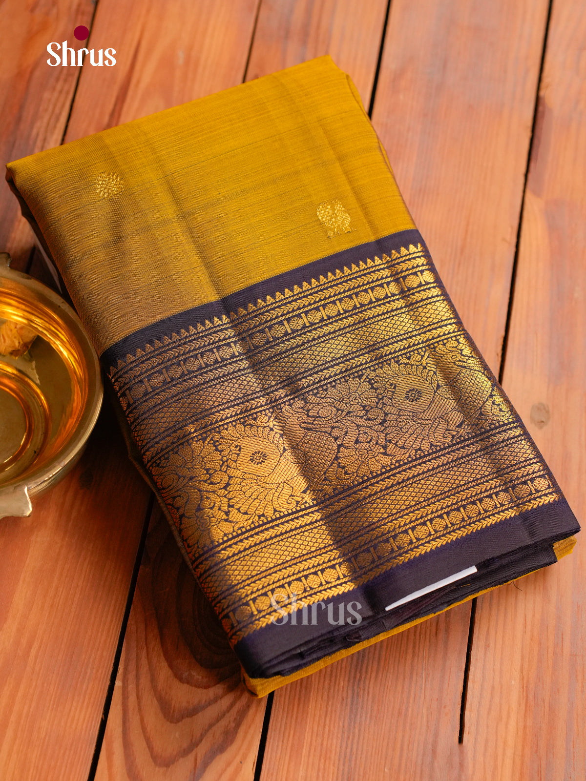 Classic Mustard Kanchipuram Silk Saree With Annapakshi Buttas | Deep Purple Border With Zari Bands