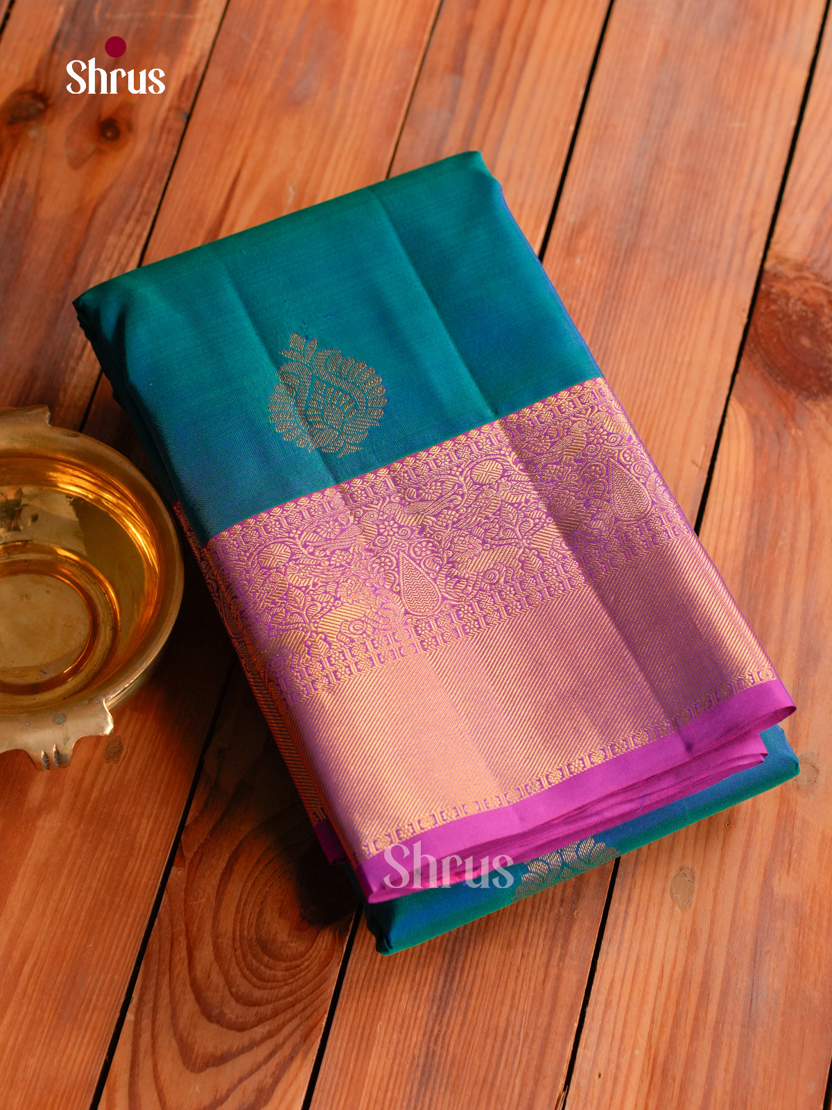 Classic Peacock Blue Kanchipuram Saree With Paisley Leaf Motifs | Purple Zari Border & Pallu