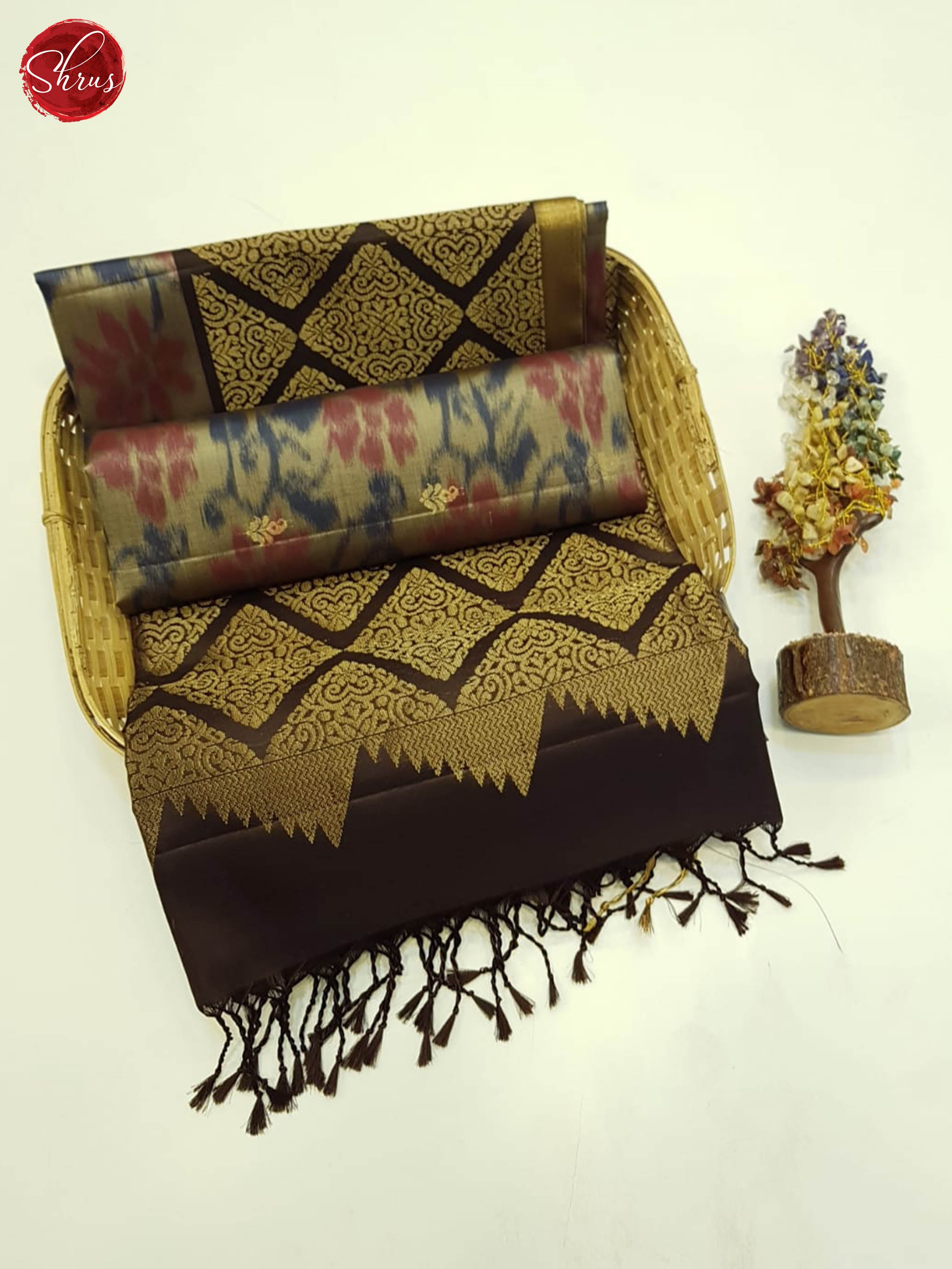Ethnic Cream Soft Silk Saree With Ikat Floral Pattern, Brown Zari Border & Pallu
