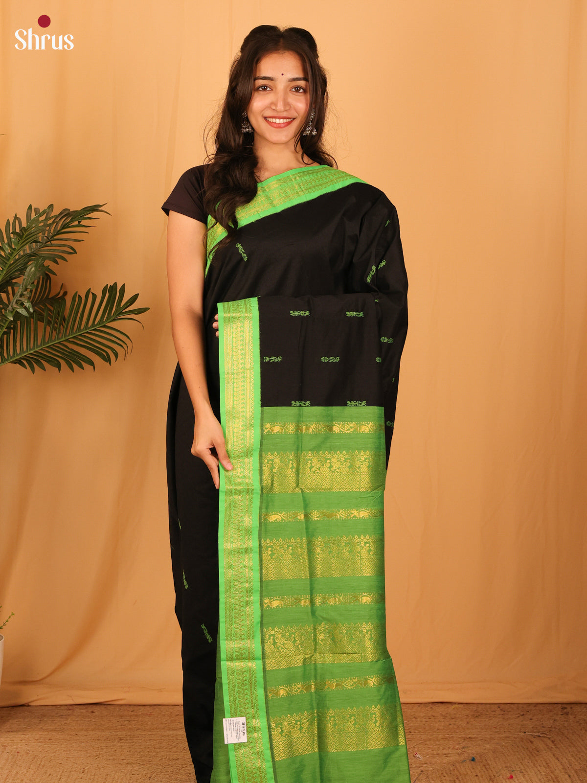 Black & Green - Kalyani Cotton Saree - Shop on Shrus.com