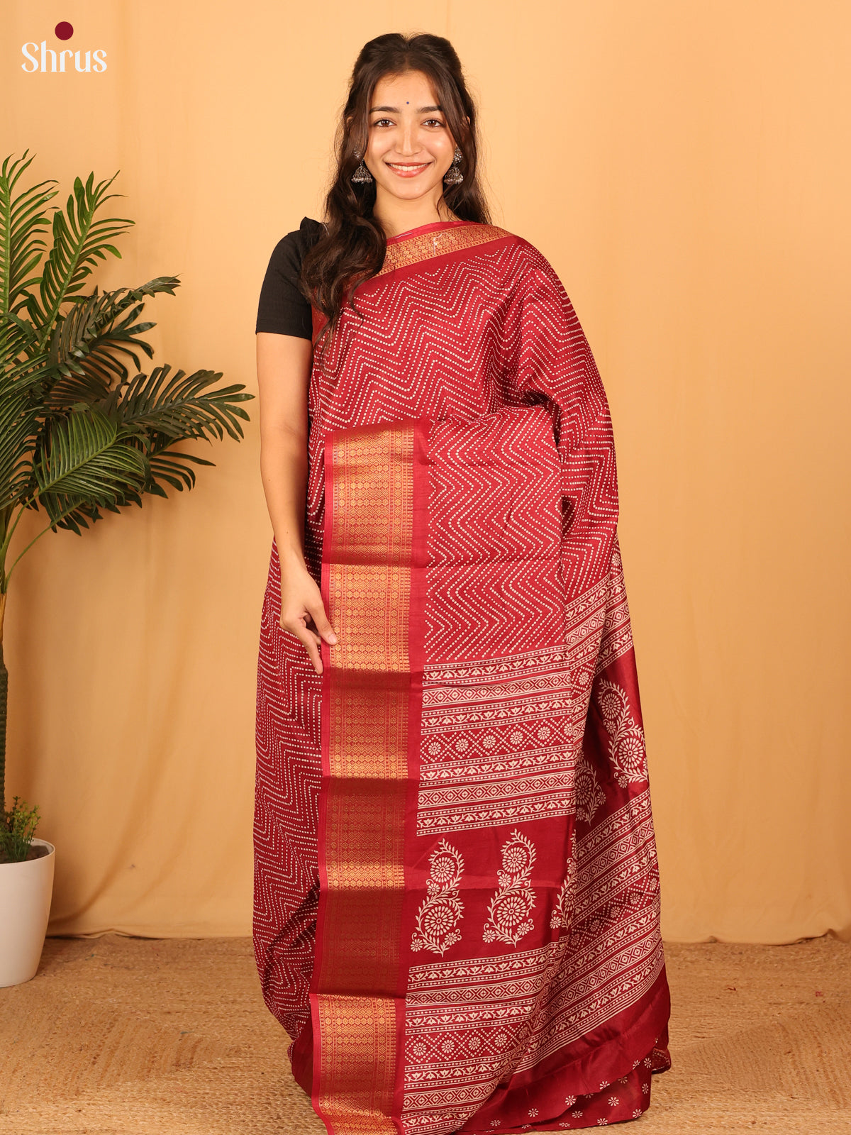 DAS07042 - Semi Crepe Saree